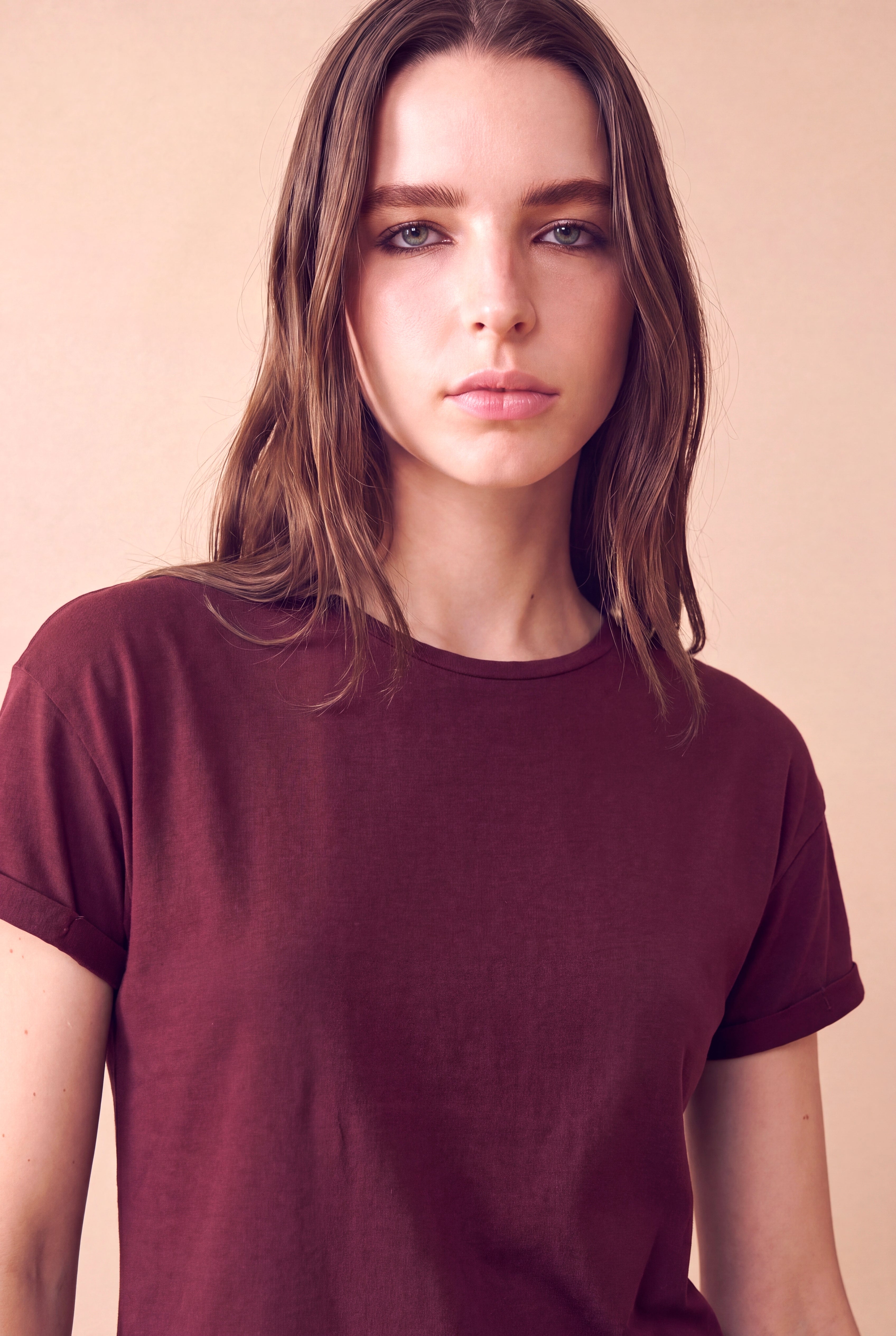 Kadın Modal / Pamuk Bordo Katlamalı Kısa Kol Detaylı Düşük Omuz Bisiklet Yaka T-Shirt PALMA