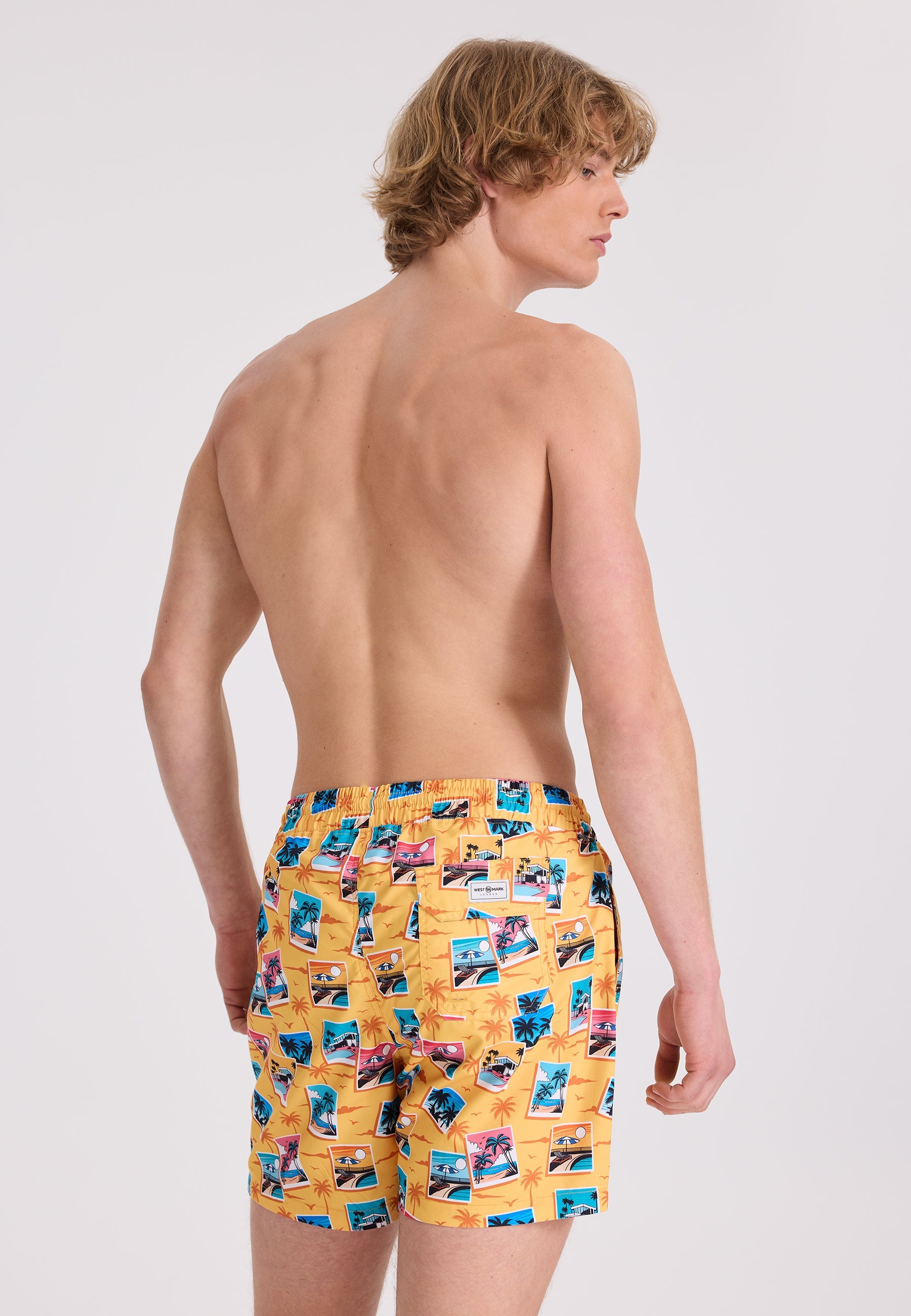 Sarı Kartpostal Baskılı Regular Fit Erkek Deniz Şortu WMICON - Swim Shorts - Westmark London EU(TR) Store Organik Pamuklu Sürdürülebilir Moda