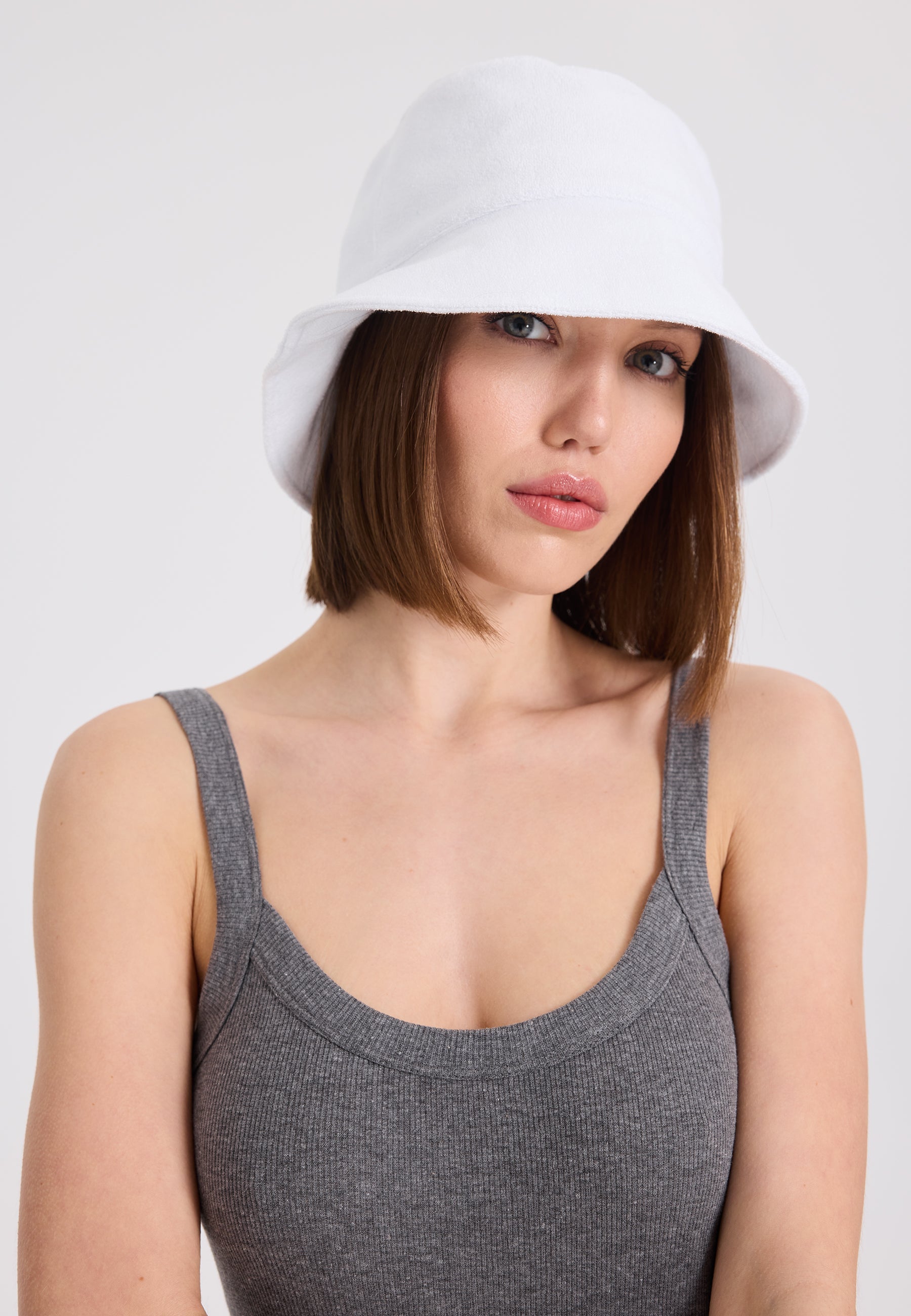 Beyaz Havlu Kumaş Bucket Şapka WMTOWEL - Hat - Westmark London EU(TR) Store Organik Pamuklu Sürdürülebilir Moda