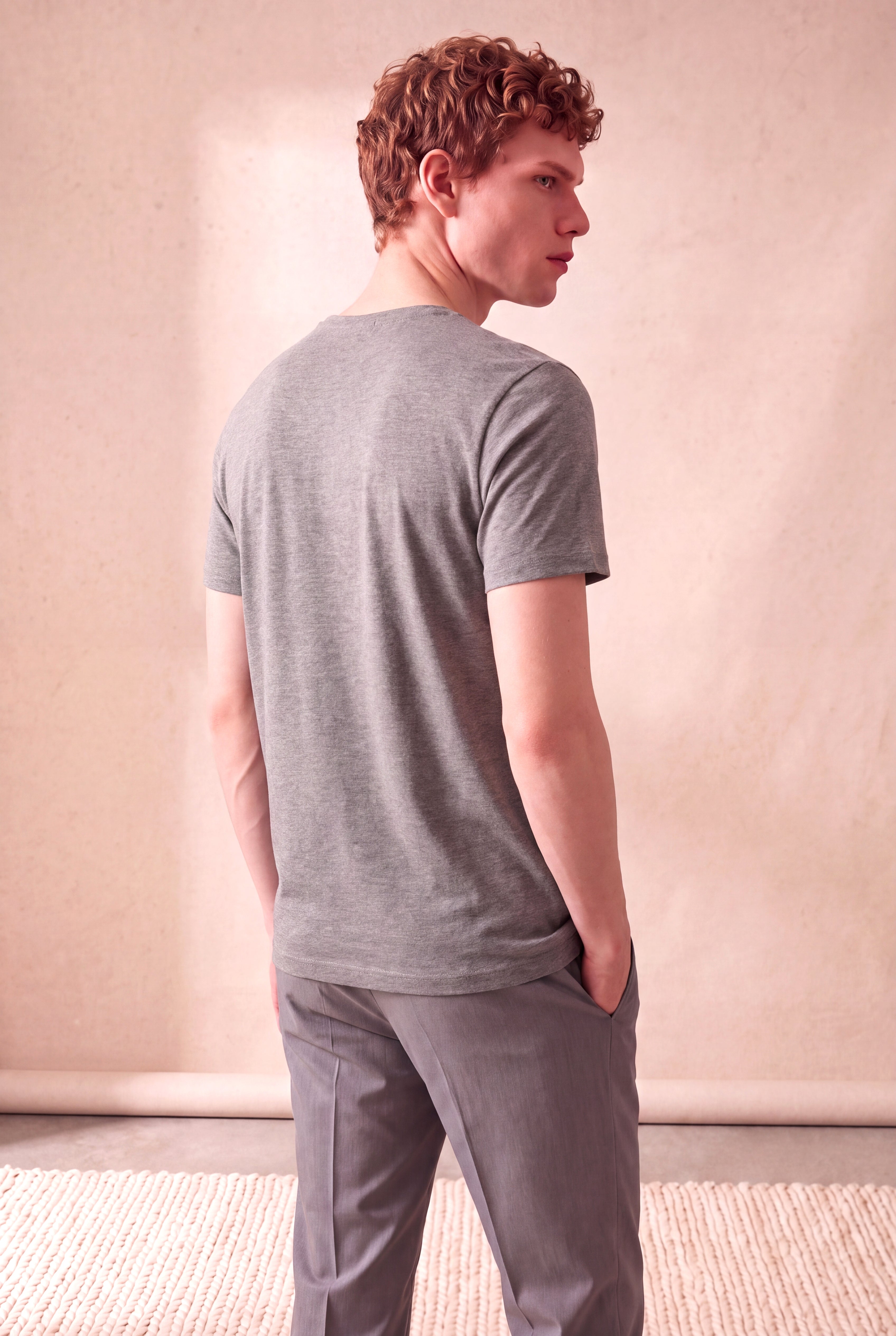 Erkek Pamuklu Orta Gri Melanj Kısa Kollu Bisiklet Yaka Basic T-Shirt OLAV