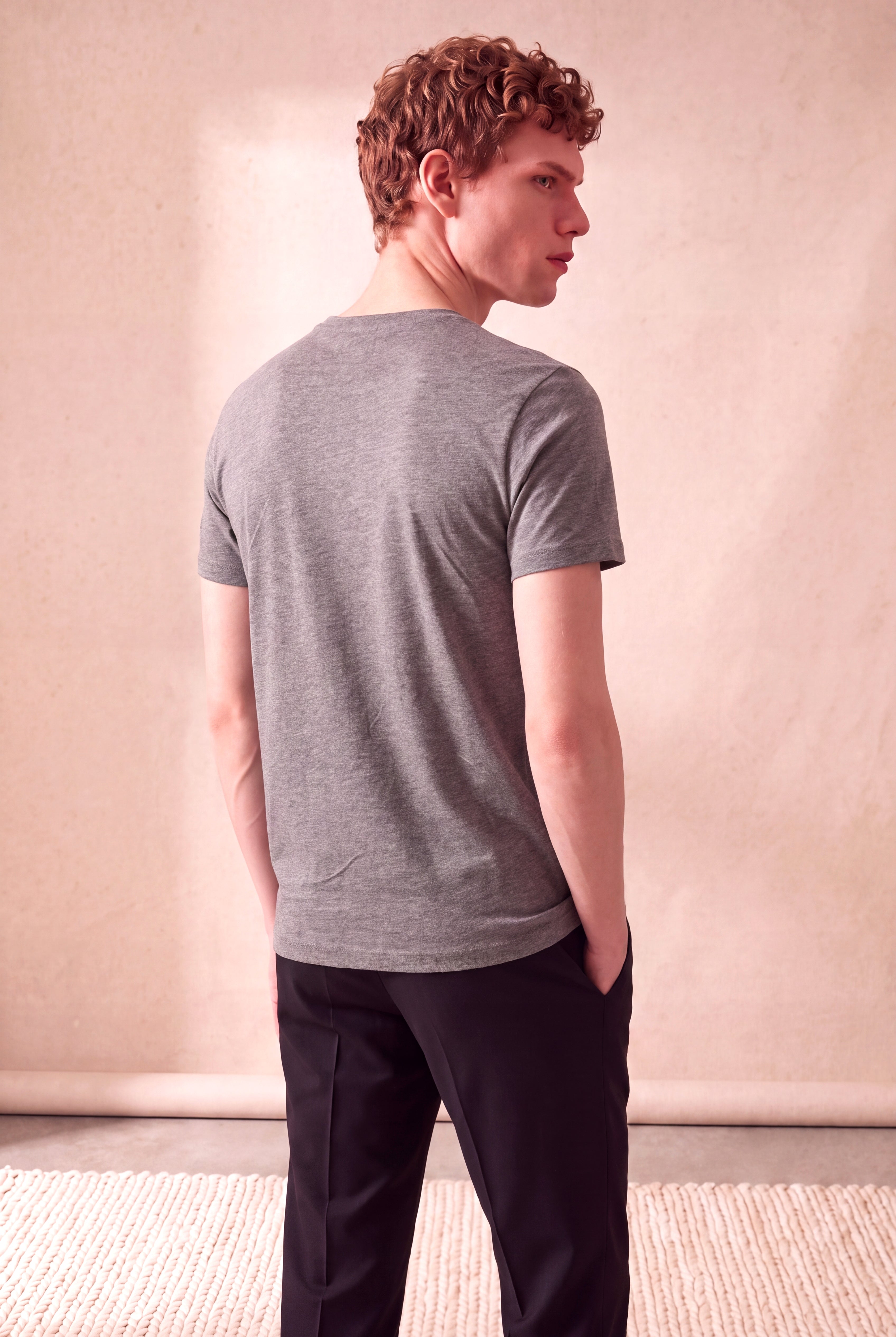 Erkek Pamuk/Modal Gri Kısa Kollu Bisiklet Yaka Basic T-Shirt OLAV