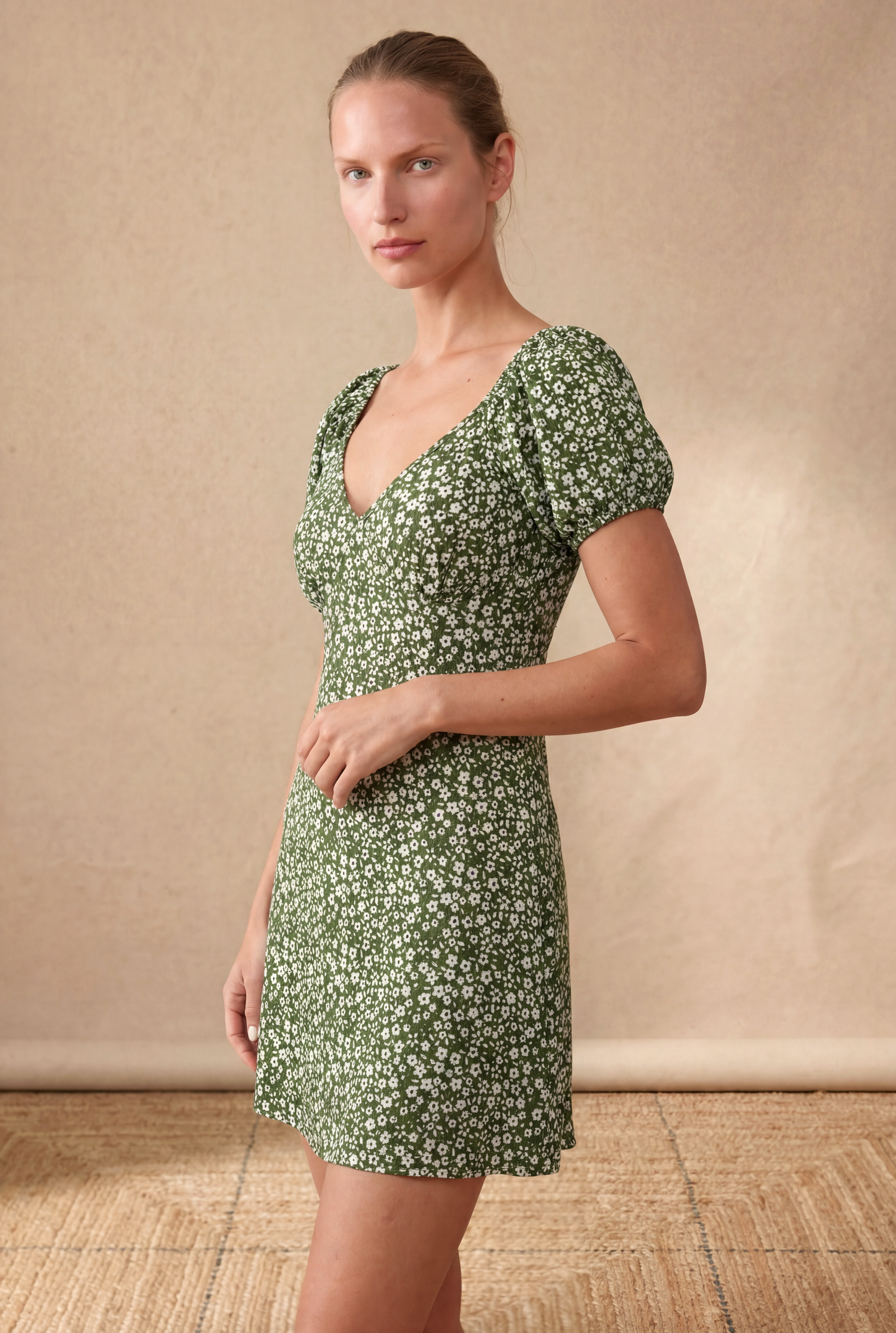 Kadın Regular Fit Kalp Yaka Kısa Puf Kollu Yeşil, Beyaz Krinkle Mini Elbise BEATRIZ - Dress - Westmark London EU(TR) Store Organik Pamuklu Sürdürülebilir Moda