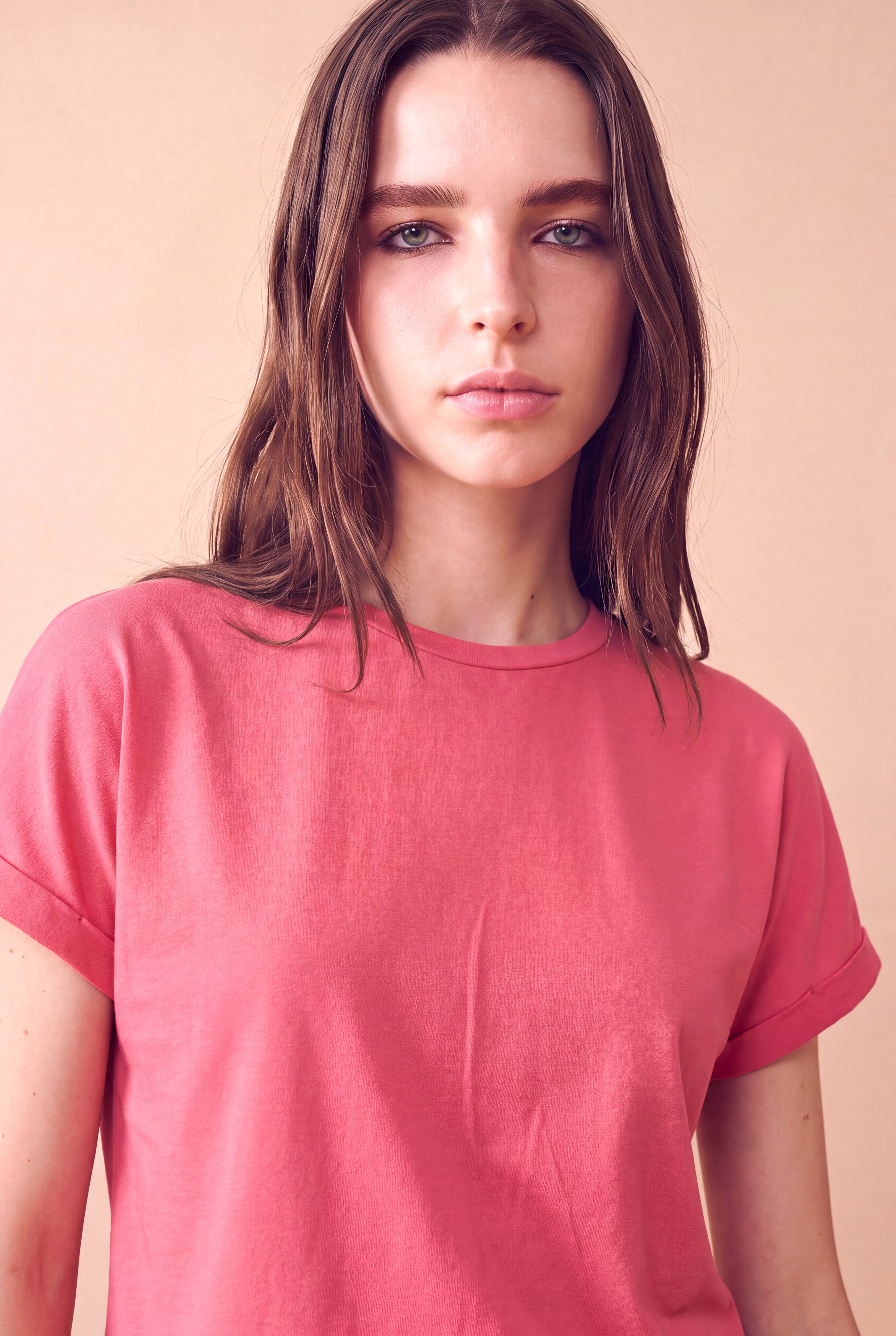 Kadın Modal / Pamuk Pembe Katlamalı Kısa Kol Bisiklet Yaka Rahat Kesim T-Shirt SILJE