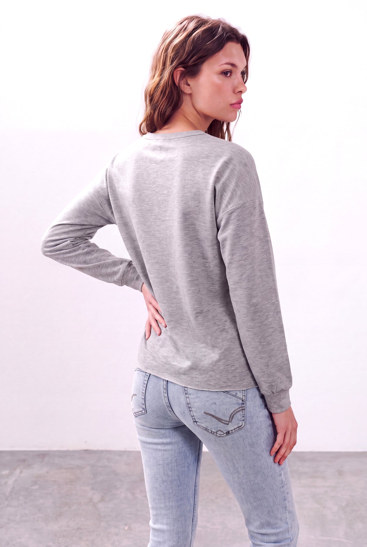 Gri Melanj Kadın Gri Melanj Viskon Karışımlı Bisiklet Yaka Uzun Kollu Baskılı Sweatshirt NATALIE - Top - Westmark London EU(TR) Store Organik Pamuklu Sürdürülebilir Moda