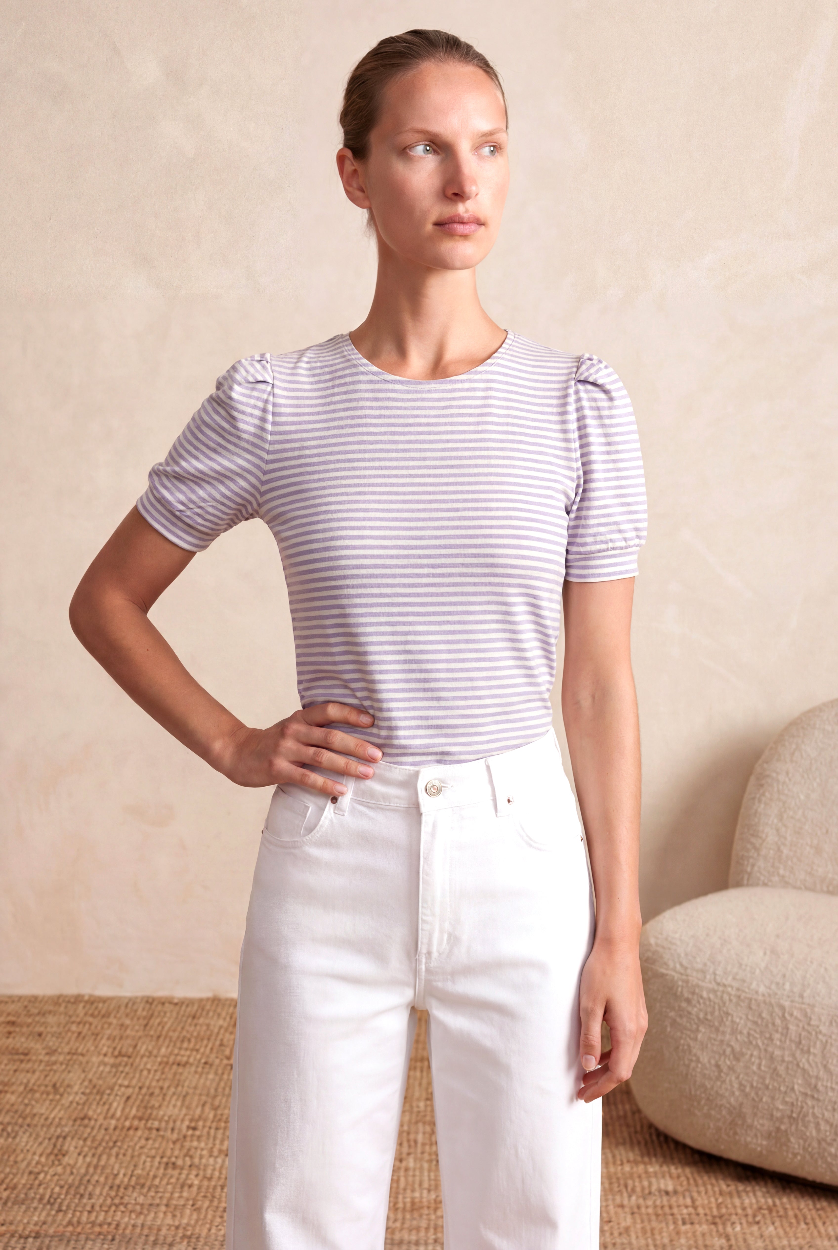 Kadın Lila Çizgili Viskon Karışımlı Regular Fit Bisiklet Yaka Kısa Balon Kollu T-Shirt KELLY