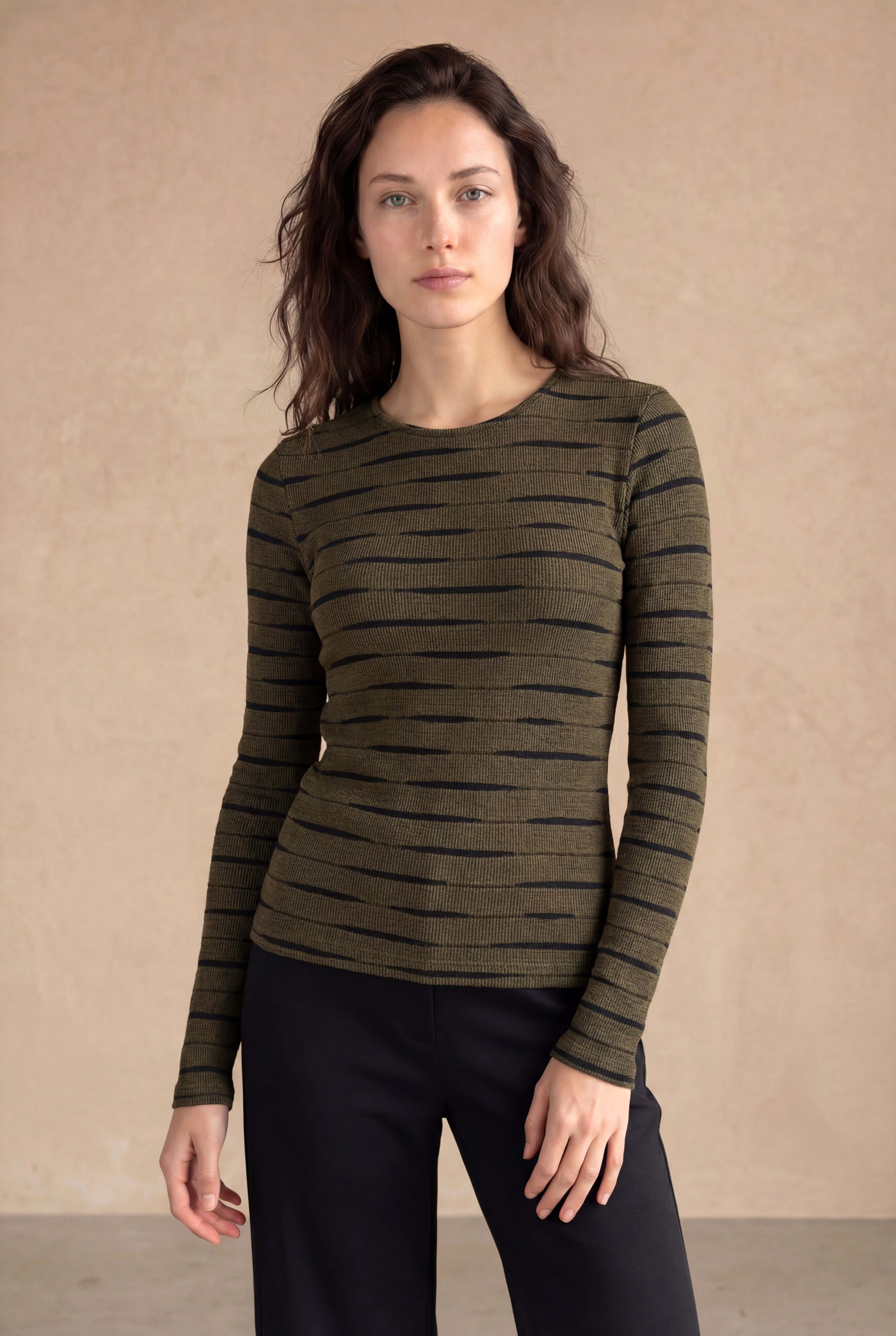 Kadın Regular Fit Bisiklet Yaka Polyester / Viskon / Elastan Uzun Kol Haki/ Siyah Çizgili Bluz ADELE - Top - Westmark London EU(TR) Store Organik Pamuklu Sürdürülebilir Moda