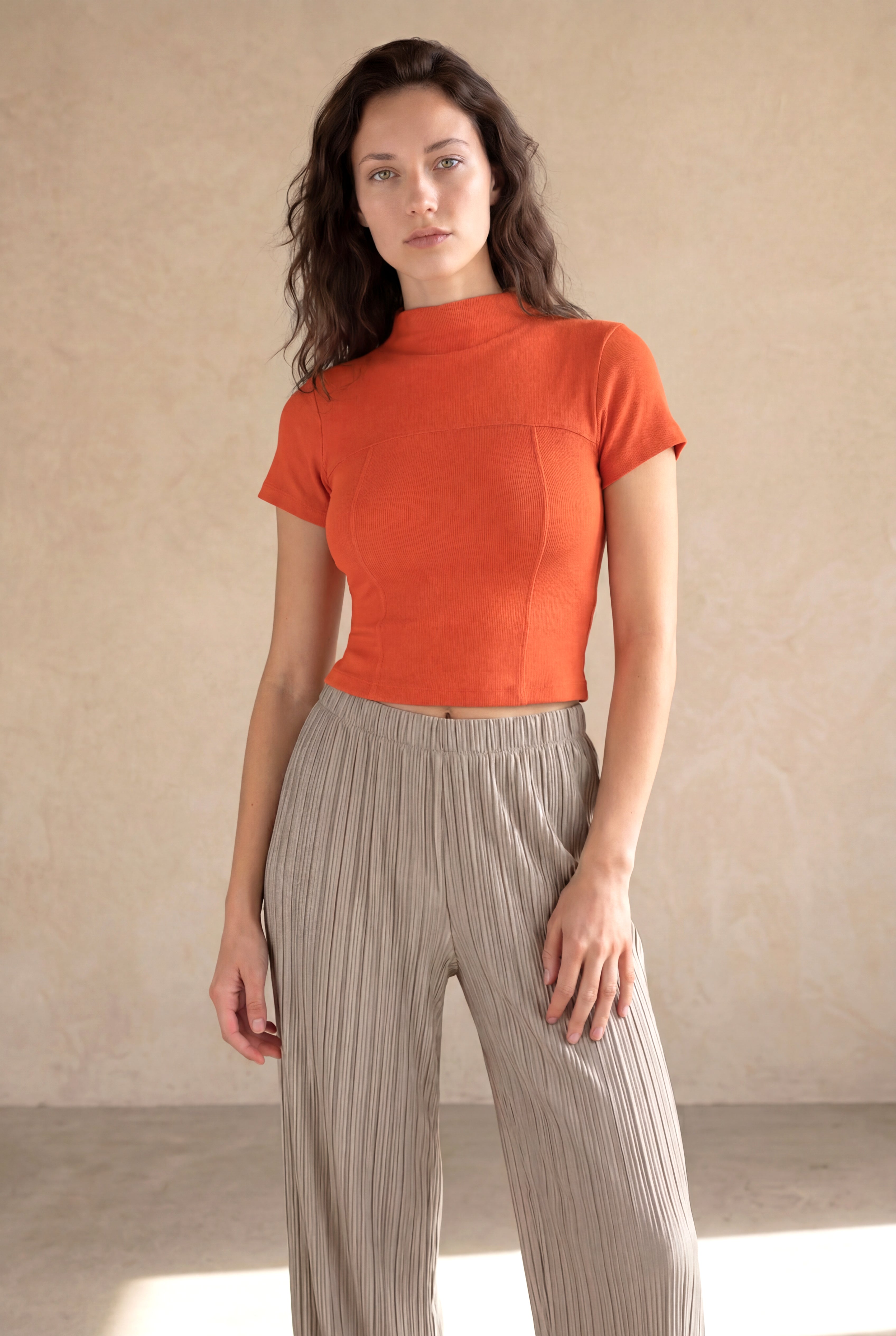 Kadın Regular Fit V-Yaka Pamuk / Elastan Kısa Kol Turuncu Düğüm Detaylı T-Shirt SESSA - Top - Westmark London EU(TR) Store Organik Pamuklu Sürdürülebilir Moda