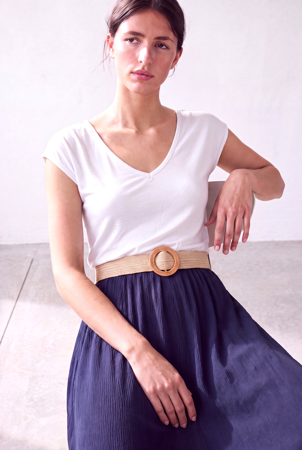 Beyaz Kadın Beyaz Modal Karışımlı V Yaka Kısa Kollu Omuz Taş Detaylı T-Shirt HONORA - Top - Westmark London EU(TR) Store Organik Pamuklu Sürdürülebilir Moda