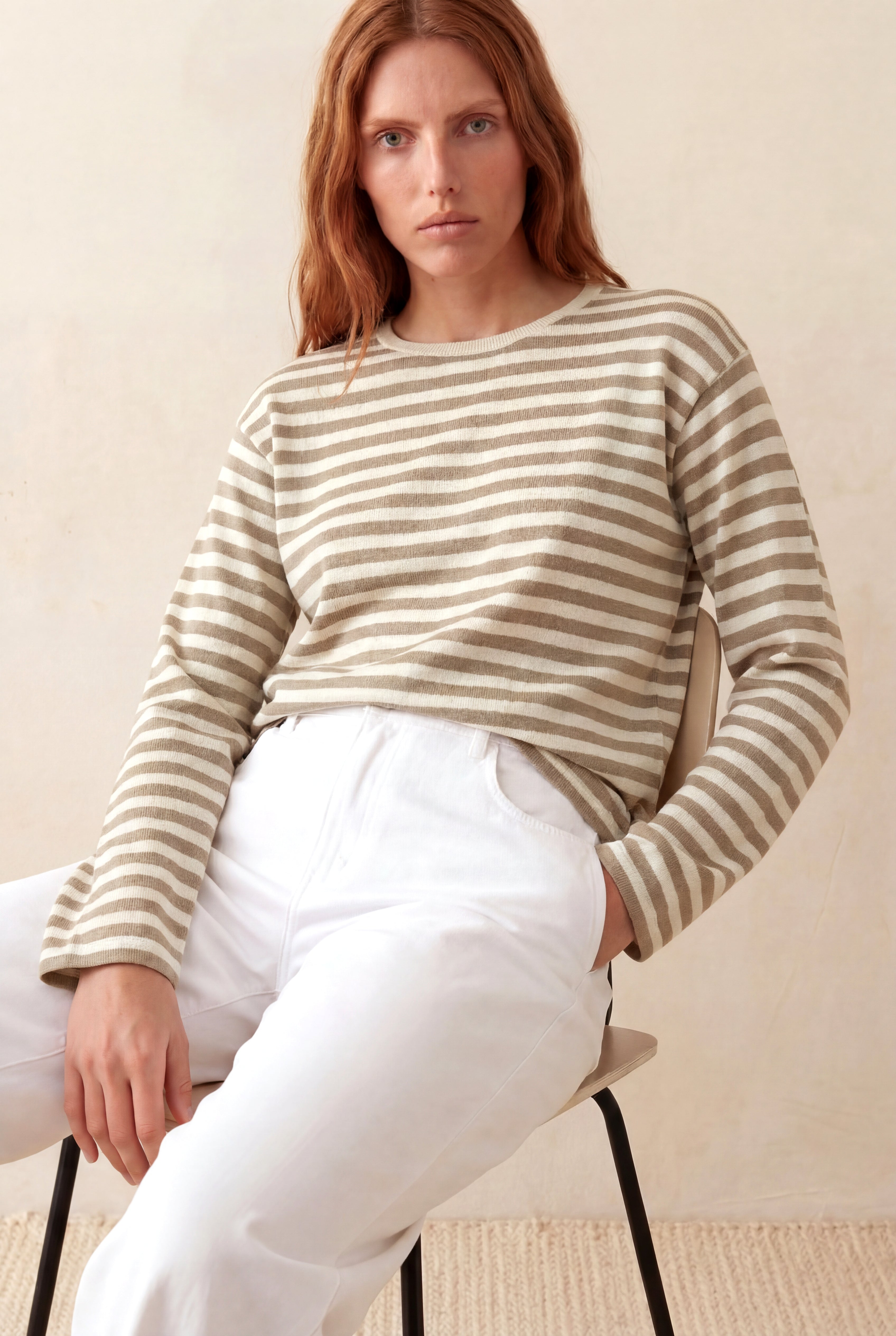 Kadın Ekru / Bej Çizgili %100 Pamuk Triko Görünümlü Oversize Fit Bisiklet Yaka Uzun Kollu Düşük Omuzlu T-Shirt BARBARA