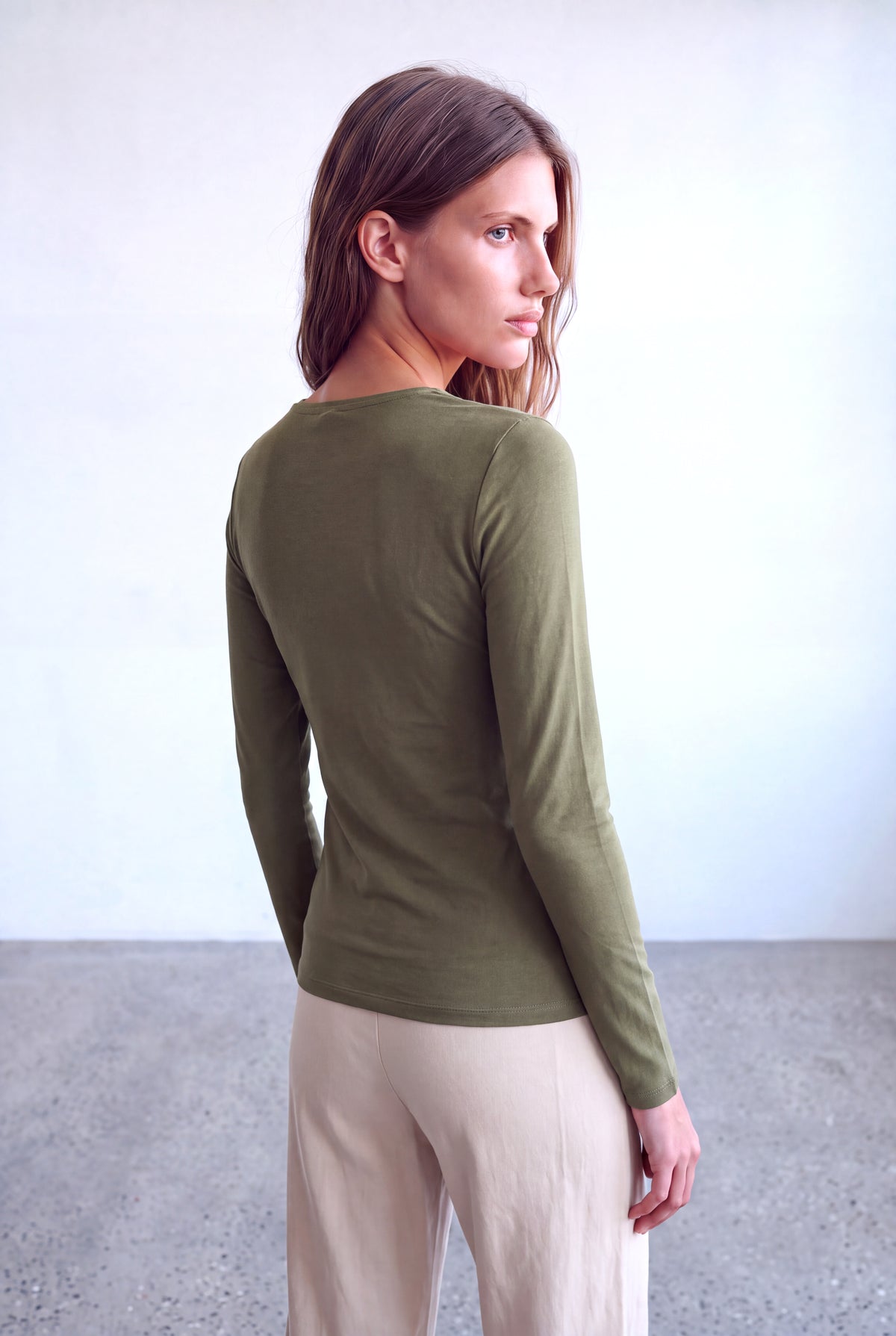 Haki Kadın Haki Modal / Pamuk Karışımlı V Yaka Uzun Kollu Yandan Bağlamalı Bluz PAULINE - Top - Westmark London EU(TR) Store Organik Pamuklu Sürdürülebilir Moda
