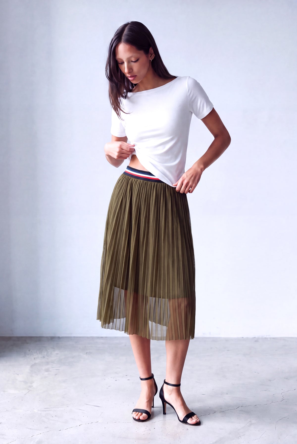 Haki Kadın Haki Piliseli Tül Renkli Lastik Bel Astarlı Midi Etek HOLLY - Skirt - Westmark London EU(TR) Store Organik Pamuklu Sürdürülebilir Moda