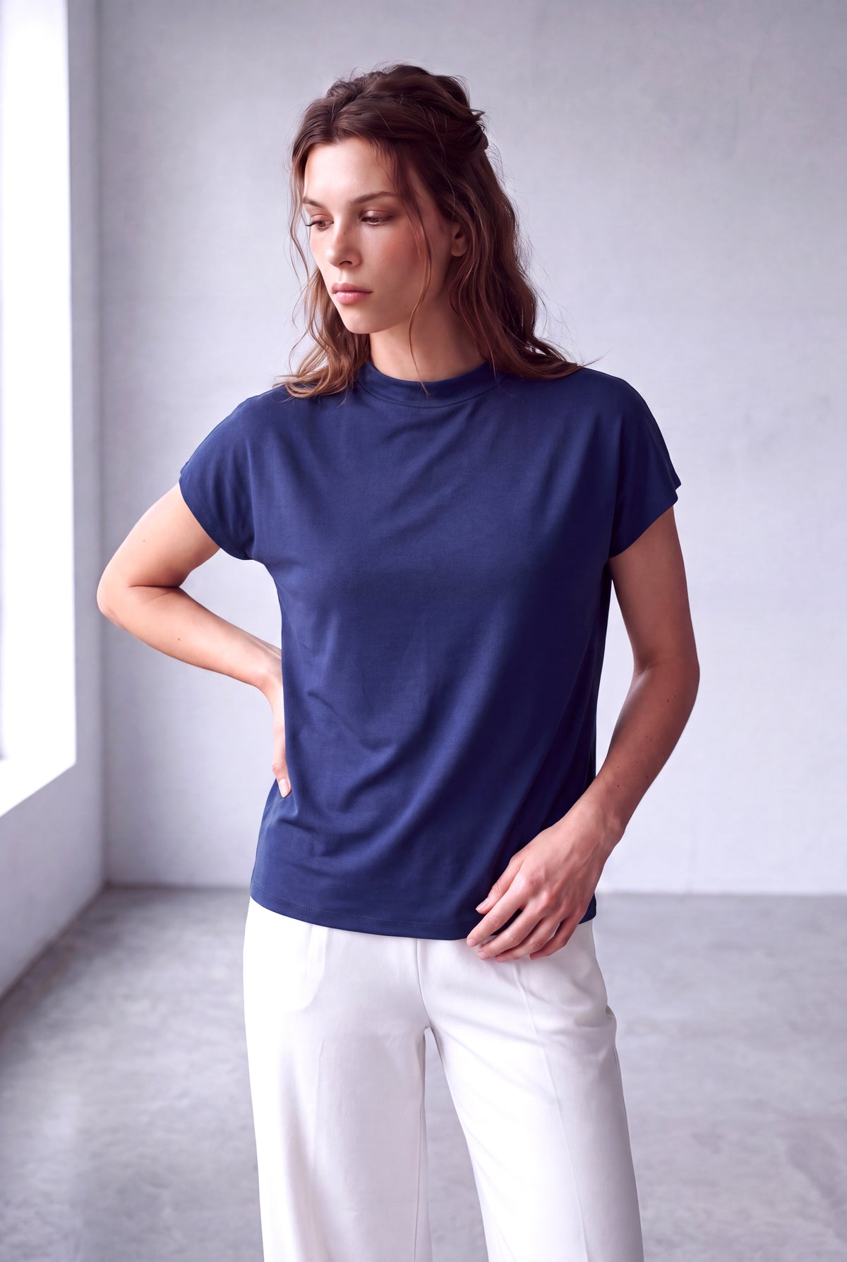 Lacivert Kadın Lacivert Bisiklet Yaka Kısa Kollu Rahat Kesim Sırt Fermuar Detaylı Bluz JOCELYN - Top - Westmark London EU(TR) Store Organik Pamuklu Sürdürülebilir Moda