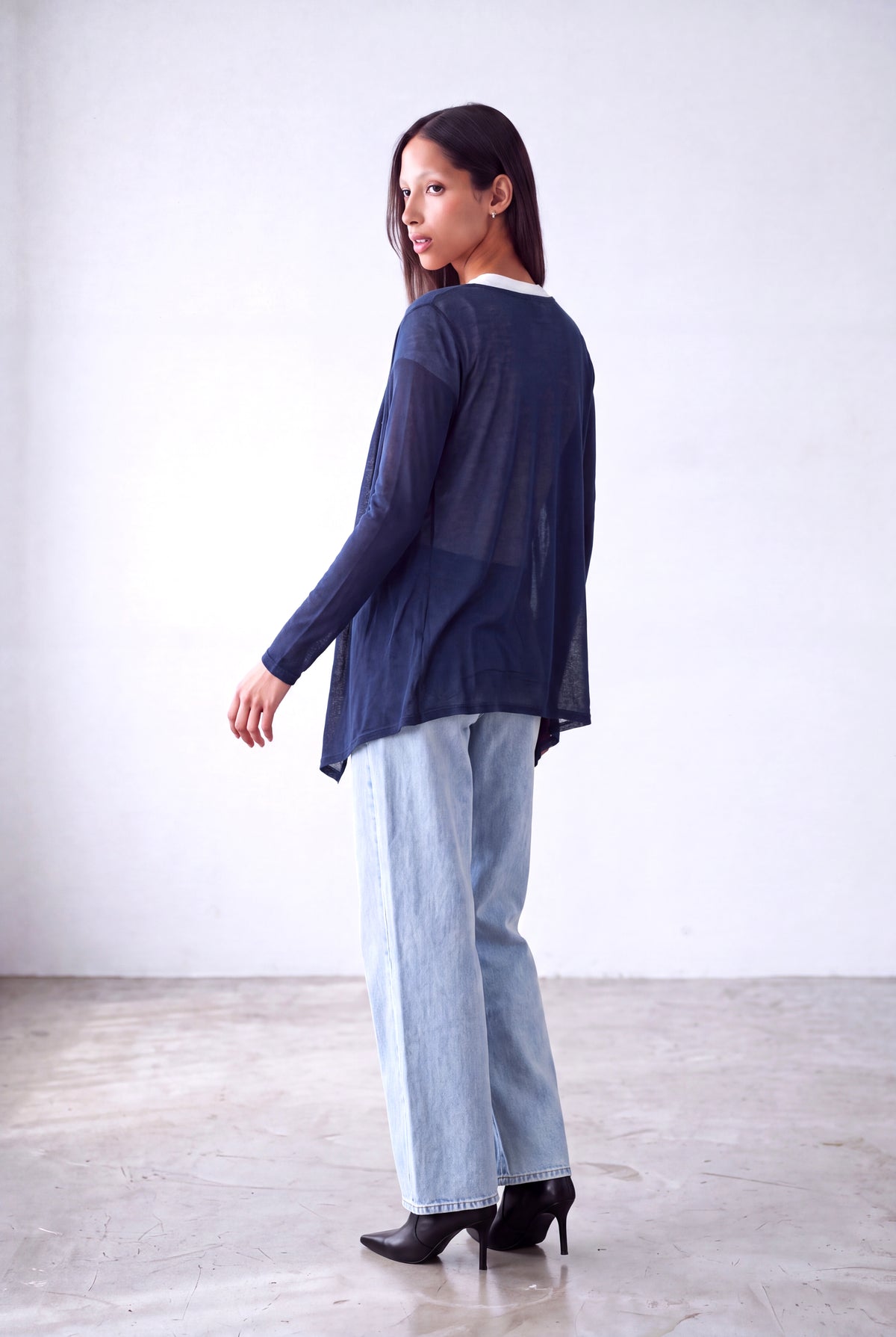 Lacivert Kadın Lacivert %100 Viskon V Yaka Uzun Kollu Omuz Dikiş Detaylı Uzun Hırka MOLLY - Cardigan - Westmark London EU(TR) Store Organik Pamuklu Sürdürülebilir Moda