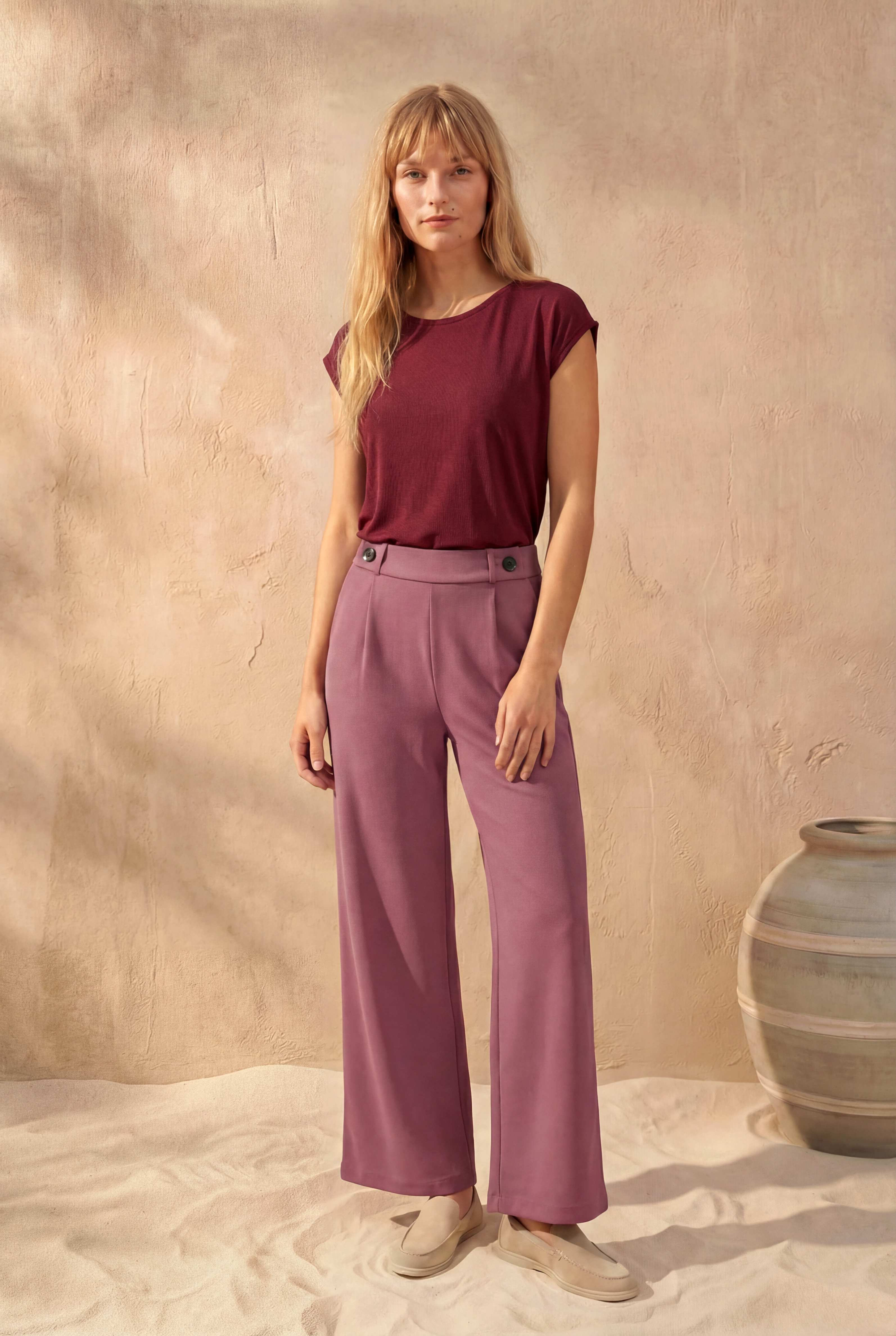 Kırmızı Bisiklet Yaka Pamuklu Kadın Kısa Kollu T-Shirt BETTY O-NECK TOP - T-Shirt - Westmark London EU(TR) Store Organik Pamuklu Sürdürülebilir Moda