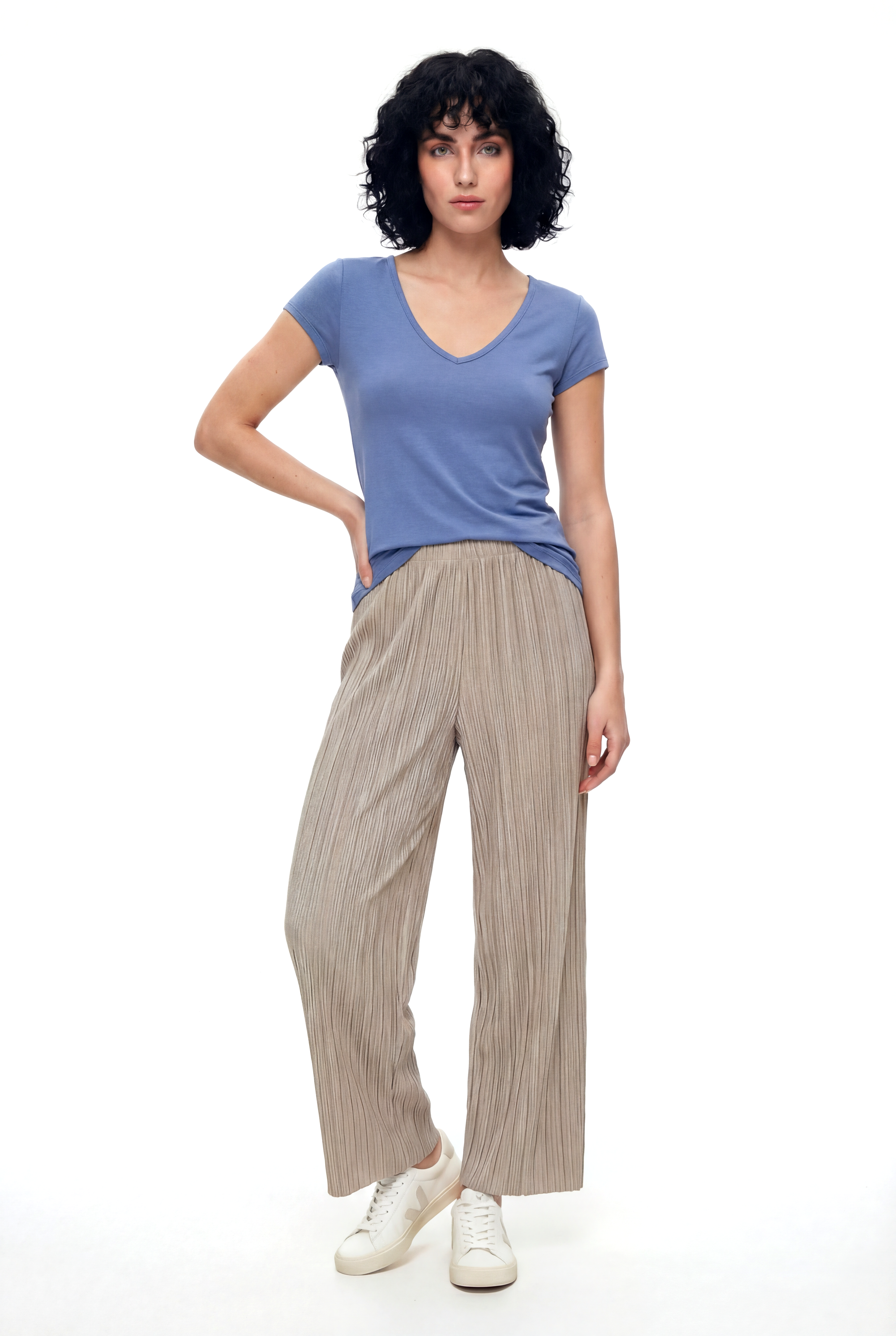 Soluk Mavi V Yaka Kısa Kollu Kadın T-Shirt VALLI V-NECK S/S TOP - T-Shirt - Westmark London EU(TR) Store Organik Pamuklu Sürdürülebilir Moda