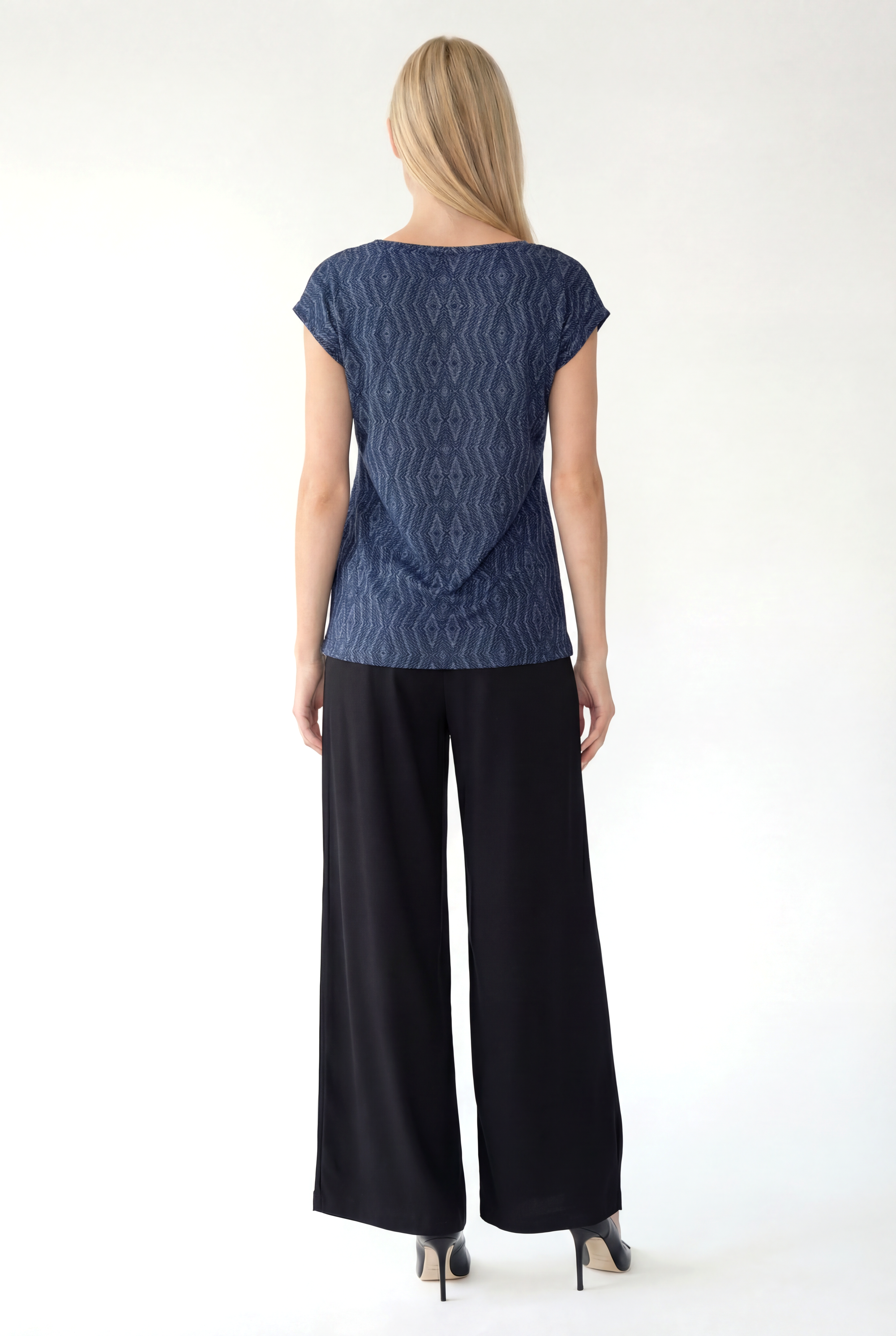 Gece Mavisi Bisiklet Yaka Simli Kısa Kollu Kadın T-Shirt SKY GLITTER S/S TOP - T-Shirt - Westmark London EU(TR) Store Organik Pamuklu Sürdürülebilir Moda