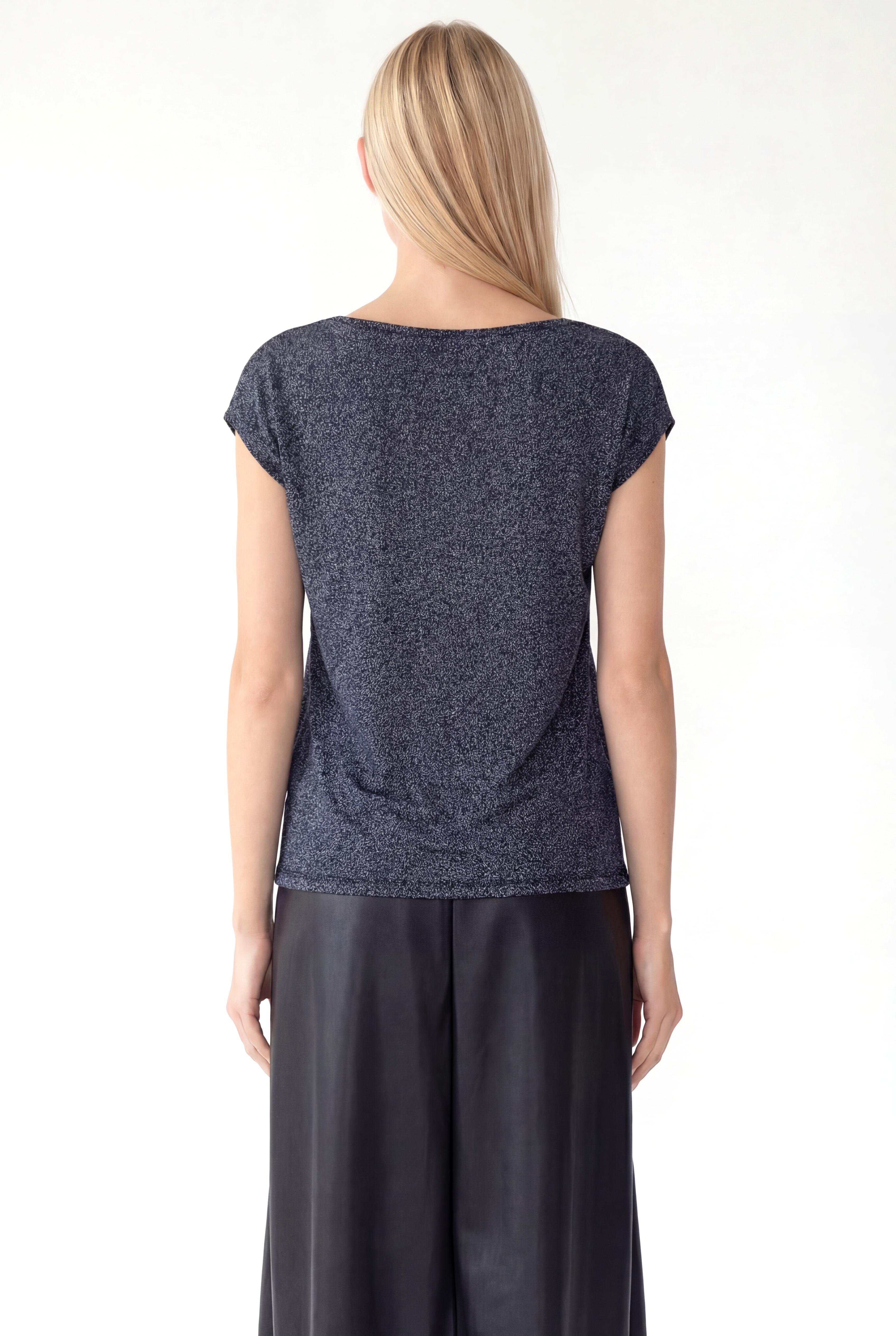 Siyah Beyaz Bisiklet Yaka Simli Kısa Kollu Kadın T-Shirt SKY GLITTER S/S TOP - T-Shirt - Westmark London EU(TR) Store Organik Pamuklu Sürdürülebilir Moda