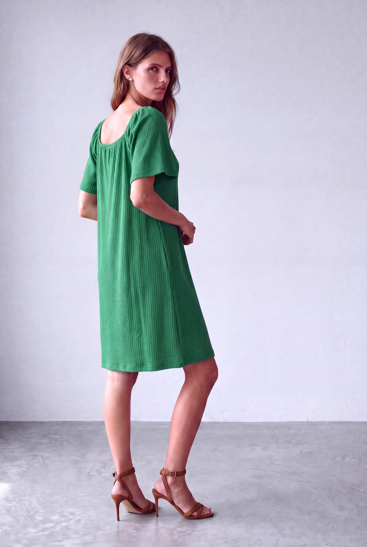 Yeşil Kadın Yeşil Bürümcük Kare Yaka 2/4 Balon Kollu Derin Arka Kare Yaka Elbise BLAITIN - Dress - Westmark London EU(TR) Store Organik Pamuklu Sürdürülebilir Moda