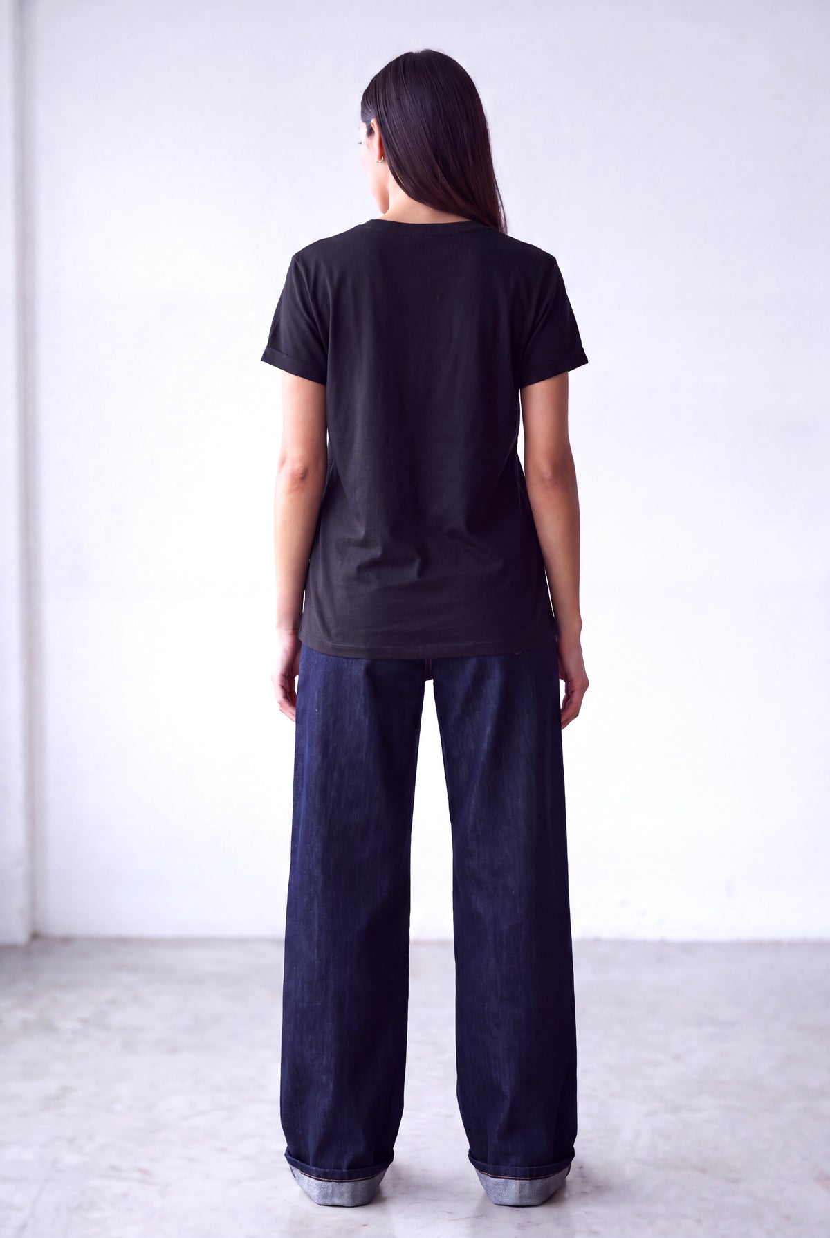 Siyah Kadın Siyah Viskon Karışımlı Bisiklet Yaka Kısa Kollu T-Shirt SUZANNE - Top - Westmark London EU(TR) Store Organik Pamuklu Sürdürülebilir Moda