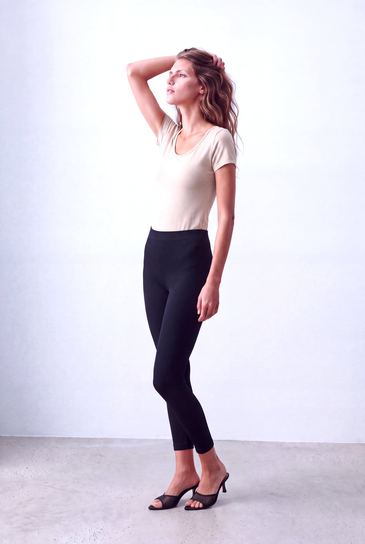Siyah Kadın Siyah Esnek Dokulu Uzun Boy Yüksek Bel Ön Paçasında Gizli Fermuar Detayı Pantolon CASSIE - Pants - Westmark London EU(TR) Store Organik Pamuklu Sürdürülebilir Moda