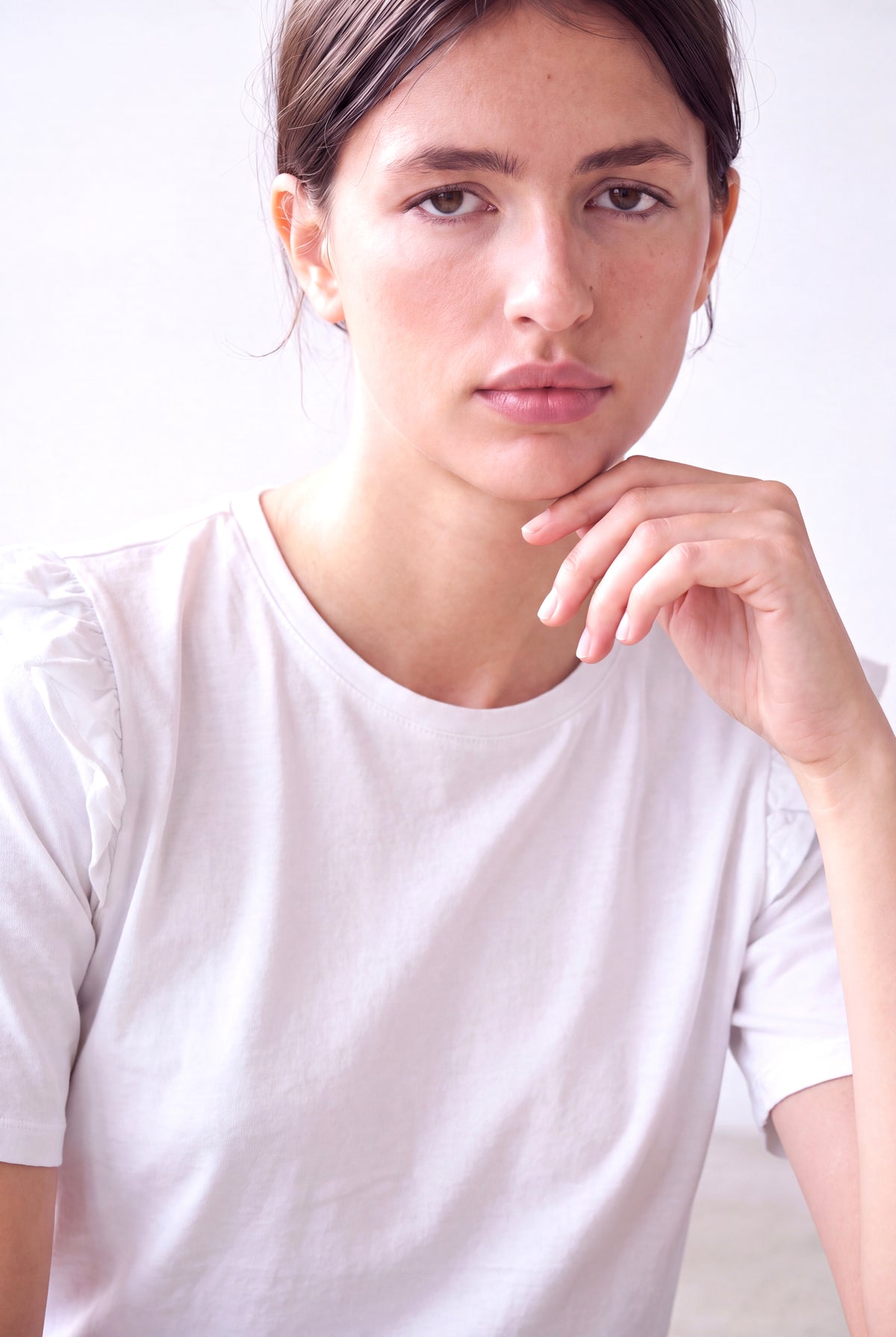 Beyaz Kadın Beyaz Pamuklu Bisiklet Yaka Fırfırlı Kısa Kol Bluz TRIONA - Top - Westmark London EU(TR) Store Organik Pamuklu Sürdürülebilir Moda