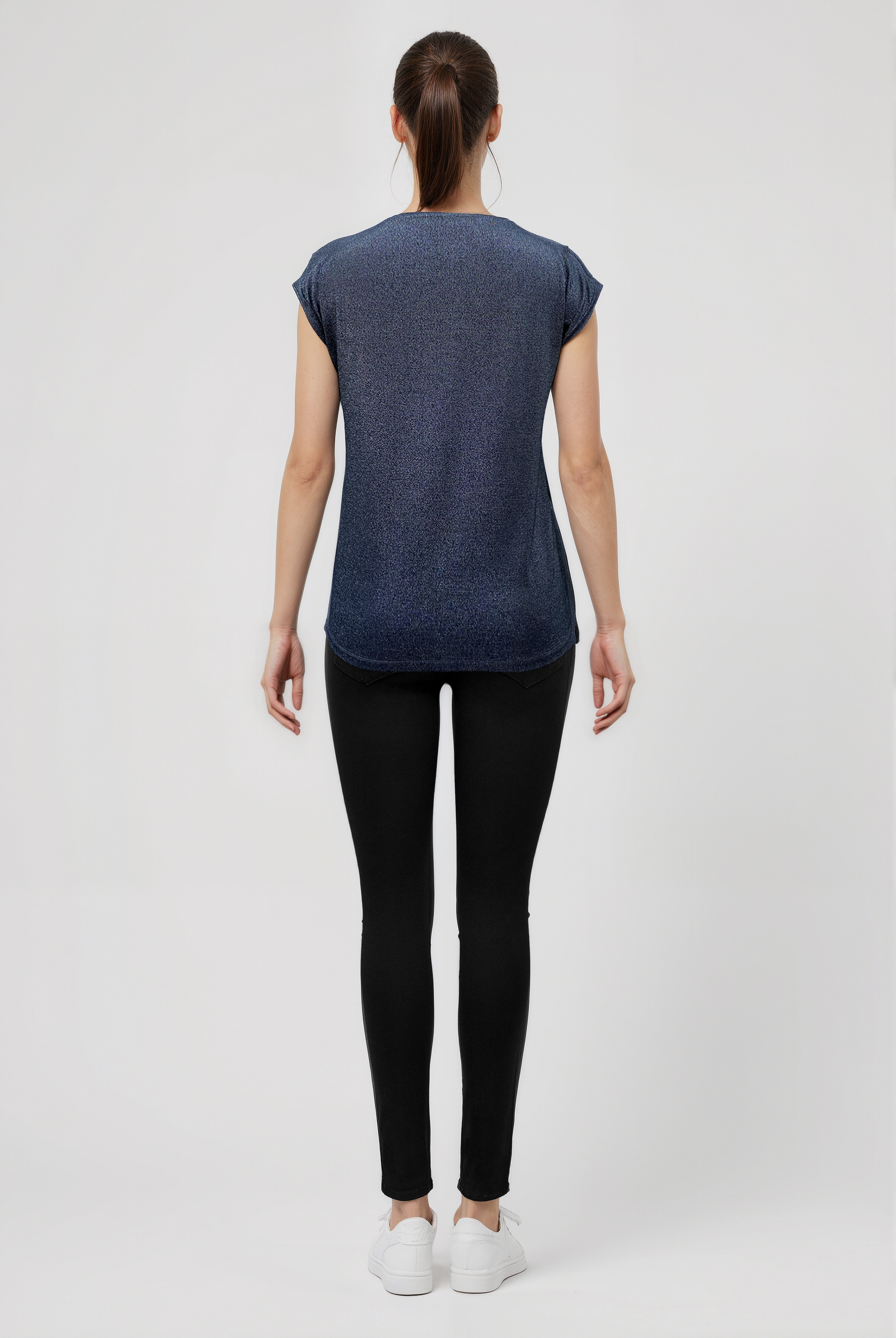 Gri Bisiklet Yaka Simli Kısa Kollu Kadın T-Shirt SKY GLITTER S/S TOP - T-Shirt - Westmark London EU(TR) Store Organik Pamuklu Sürdürülebilir Moda