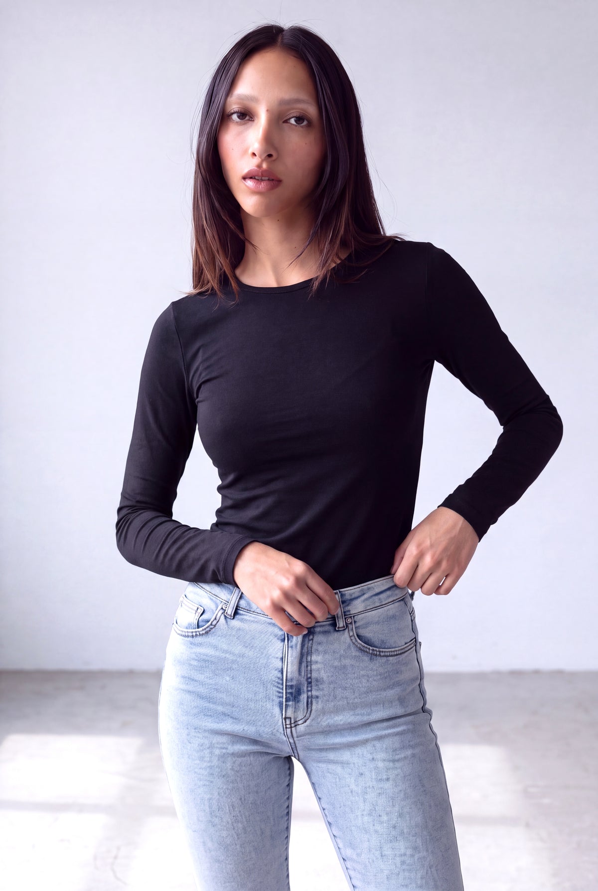 Siyah Kadın Siyah Viskon Bisiklet Yaka Uzun Kollu Transparan Tül Bluz MICHELLE MECH - Top - Westmark London EU(TR) Store Organik Pamuklu Sürdürülebilir Moda