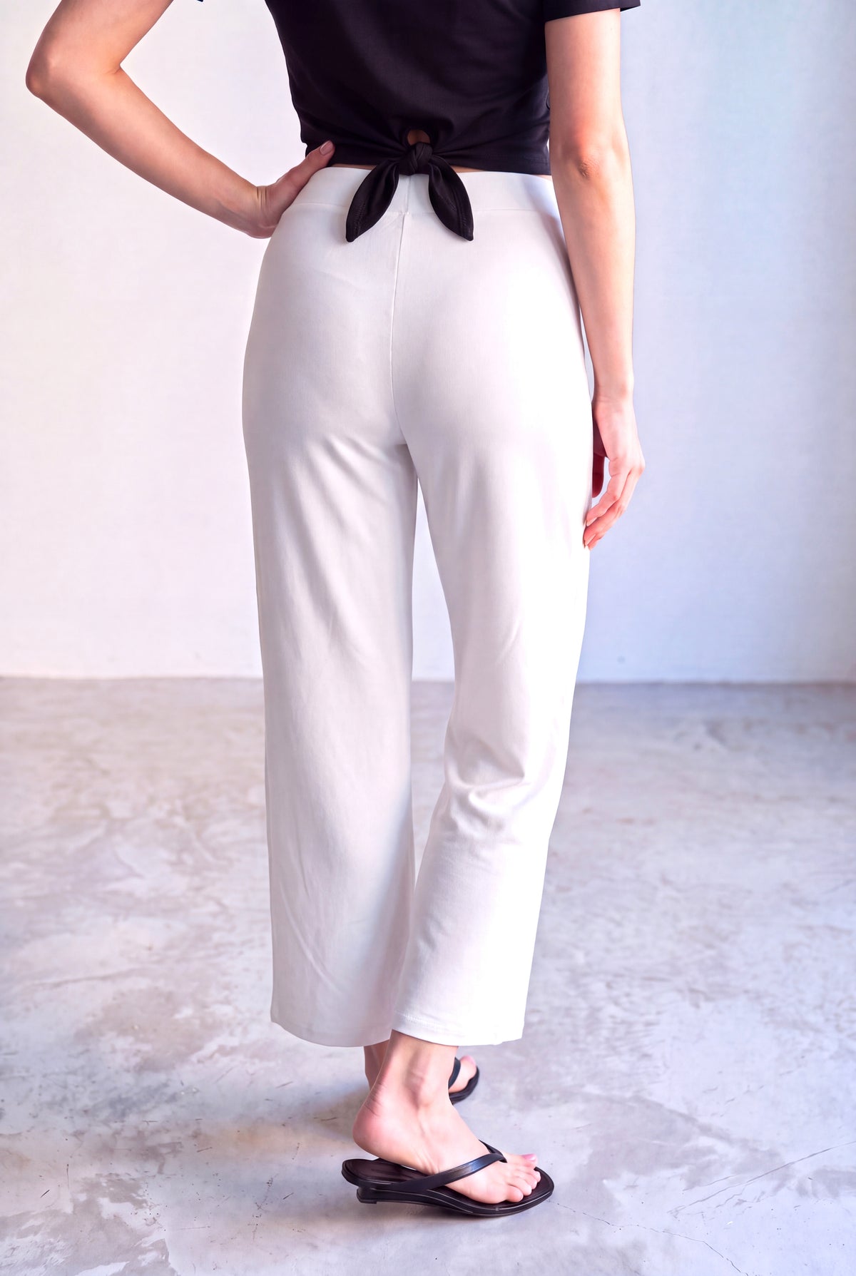 Beyaz Kadın Beyaz Viskon Dökümlü Cepili Bol Paça Pantolon MYA - Pants - Westmark London EU(TR) Store Organik Pamuklu Sürdürülebilir Moda