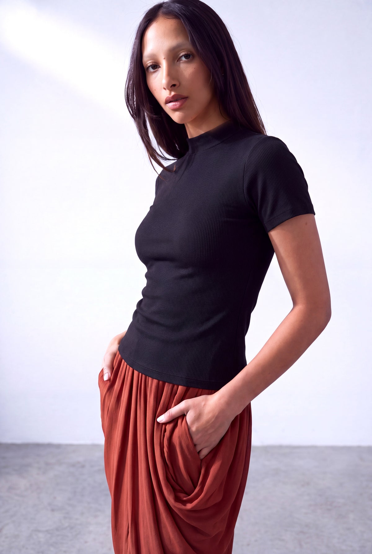 Siyah Kadın Siyah Viskon Kaşkorse Yarım Balıkçı Yaka Kısa Kollu Bluz EVIE - Top - Westmark London EU(TR) Store Organik Pamuklu Sürdürülebilir Moda