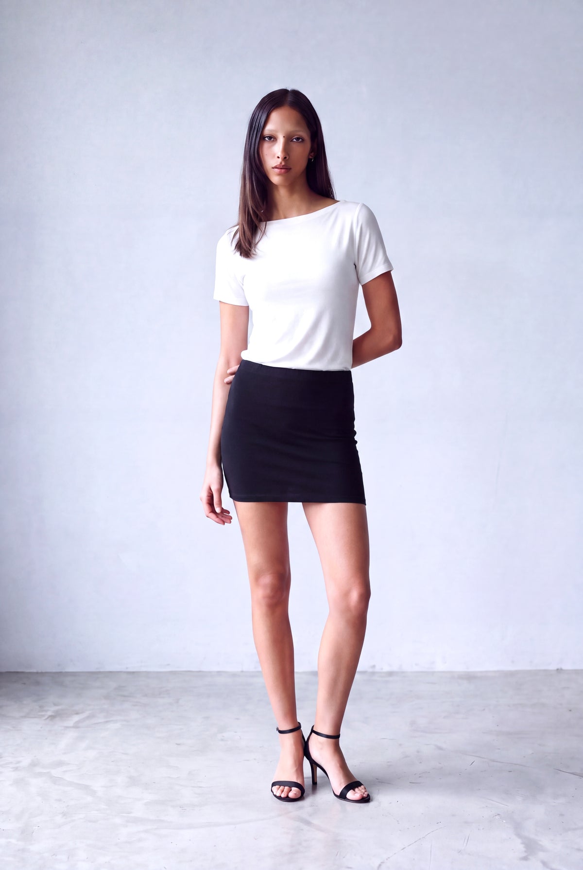 Siyah Kadın Siyah Pamuklu Yumuşak Doku Beli Lastikli Mini Etek MAYA - Skirt - Westmark London EU(TR) Store Organik Pamuklu Sürdürülebilir Moda