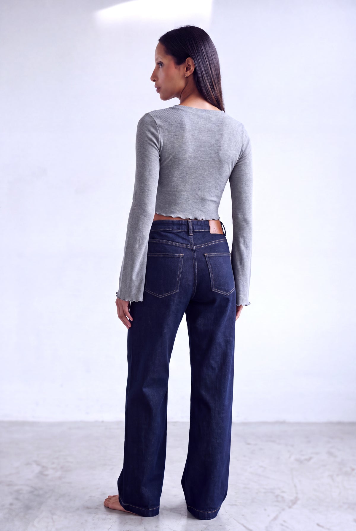Gri Melanj Kadın Gri Melanj Pamuklu Kaşkorse V Yaka Uzun İspanyol Kollu Önü Bağlamalı Crop Hırka SHAUNA - Cardigan - Westmark London EU(TR) Store Organik Pamuklu Sürdürülebilir Moda