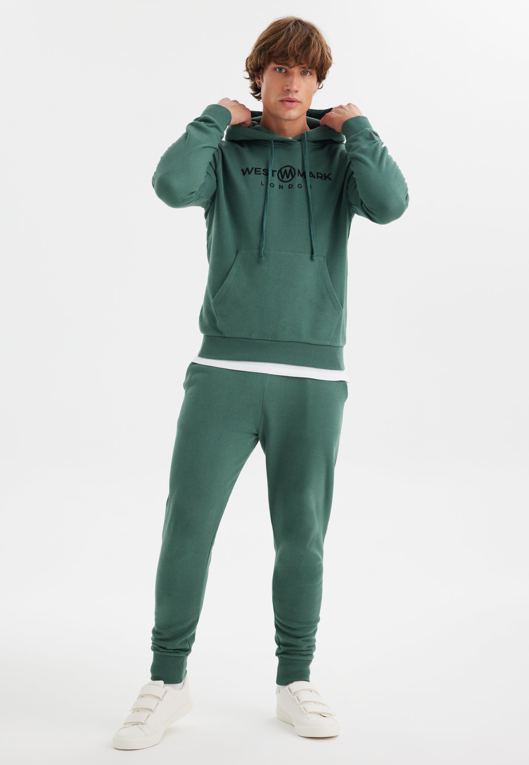 Yeşil Baskılı Kapüşonlu Cepli Pamuklu Regular Fit Erkek Sweatshirt SIGNATURE - Sweatshirt - Westmark London EU(TR) Store Organik Pamuklu Sürdürülebilir Moda