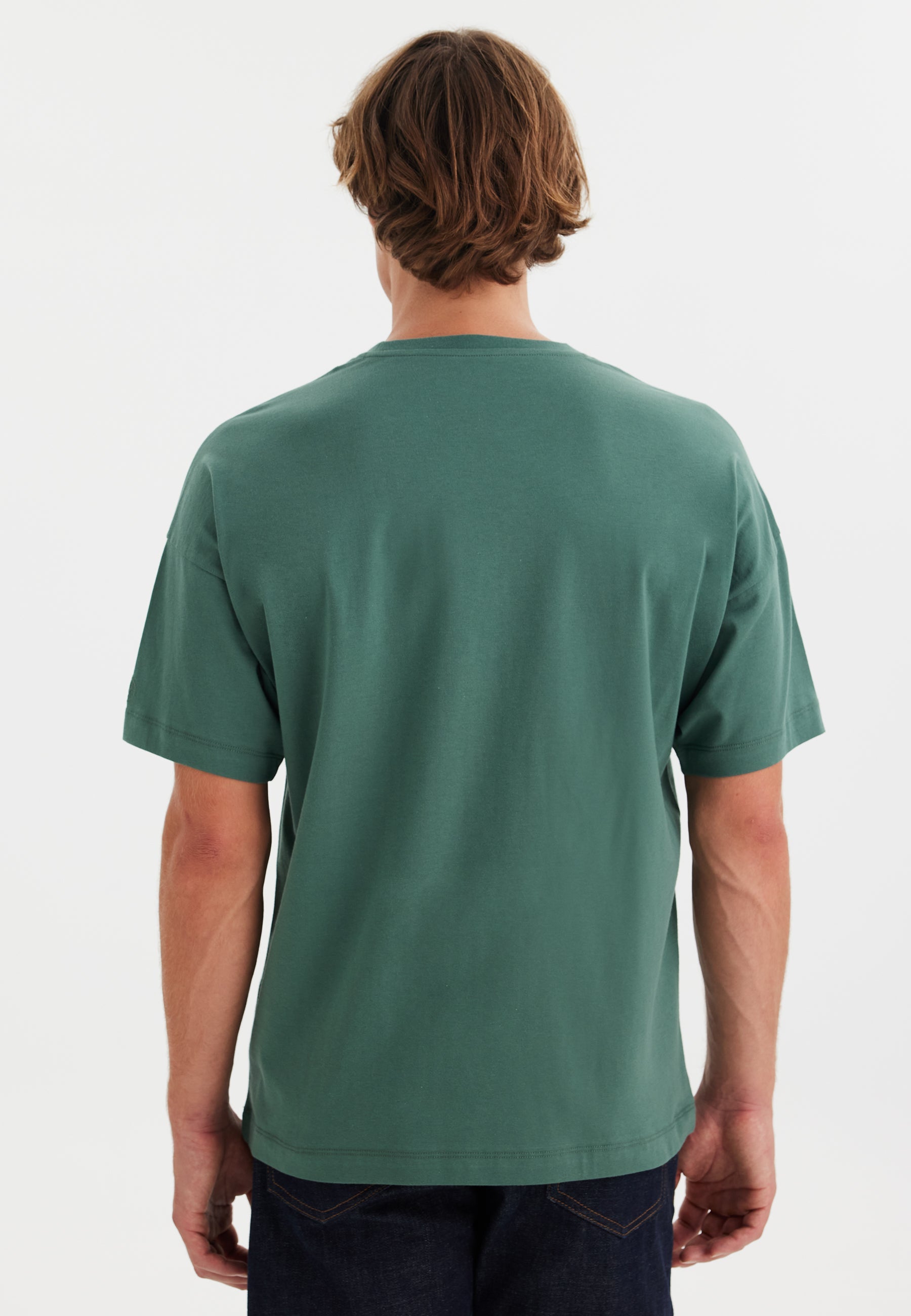 Yeşil Bisiklet Yaka Pamuklu Oversize Erkek T-Shirt ESSENTIALS - T-Shirt - Westmark London EU(TR) Store Organik Pamuklu Sürdürülebilir Moda