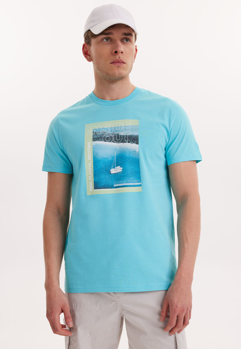 WMCOLLAGE MOMENT TEE in Blue Curacao - T-Shirt - Westmark London EU(TR) Store Organik Pamuklu Sürdürülebilir Moda
