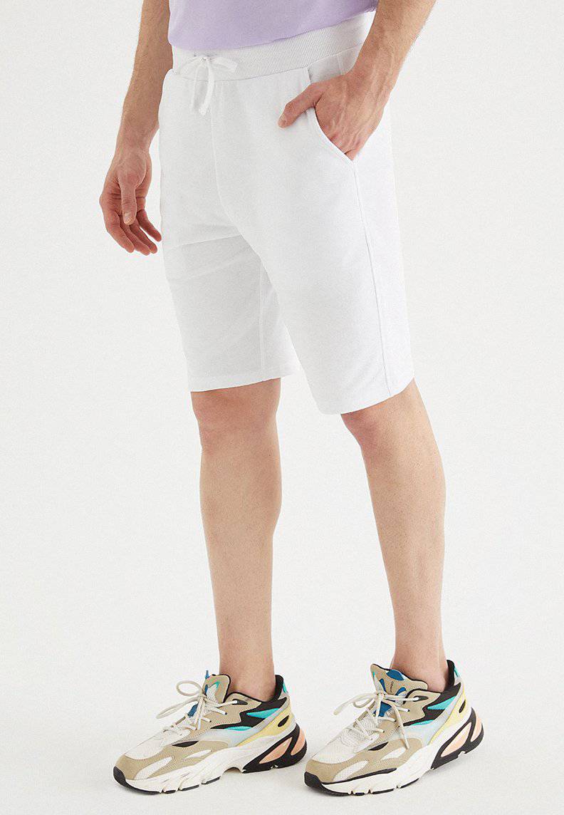 CORE SHORTS in White - Shorts - Westmark London EU(TR) Store Organik Pamuklu Sürdürülebilir Moda