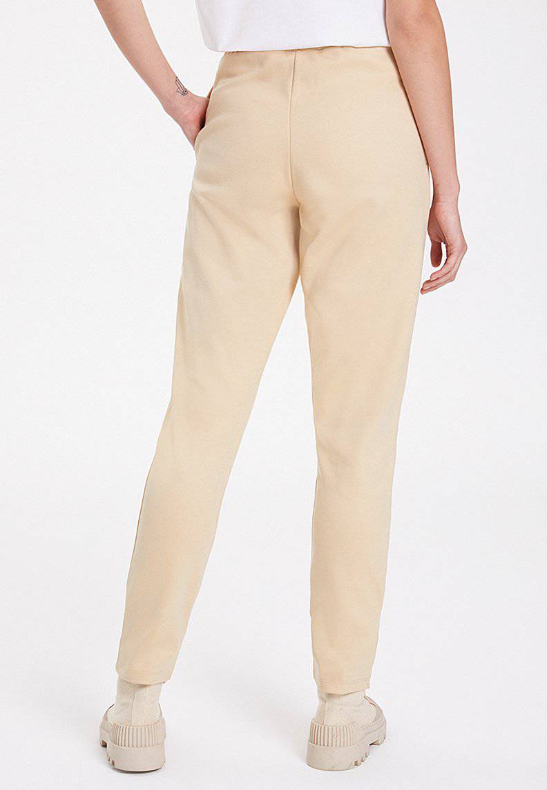 ESSENTIALS TAPPERED JOGGER in Semolina - Sweatpant - Westmark London EU(TR) Store Organik Pamuklu Sürdürülebilir Moda