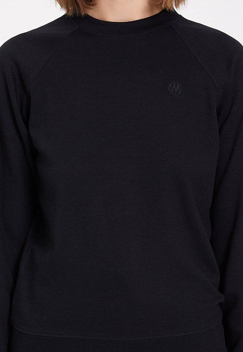 ESSENTIALS REGLAN SLEEVE SWEAT in Black - Sweatshirt - Westmark London EU(TR) Store Organik Pamuklu Sürdürülebilir Moda