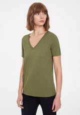 ESSENTIALS DEEP V-NECK TEE in Capulet Olive - T-Shirt - Westmark London EU(TR) Store Organik Pamuklu Sürdürülebilir Moda