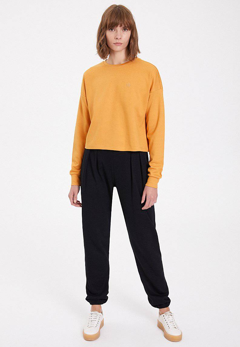 ESSENTIALS CUFFED JOGGER in Black - Sweatpant - Westmark London EU(TR) Store Organik Pamuklu Sürdürülebilir Moda