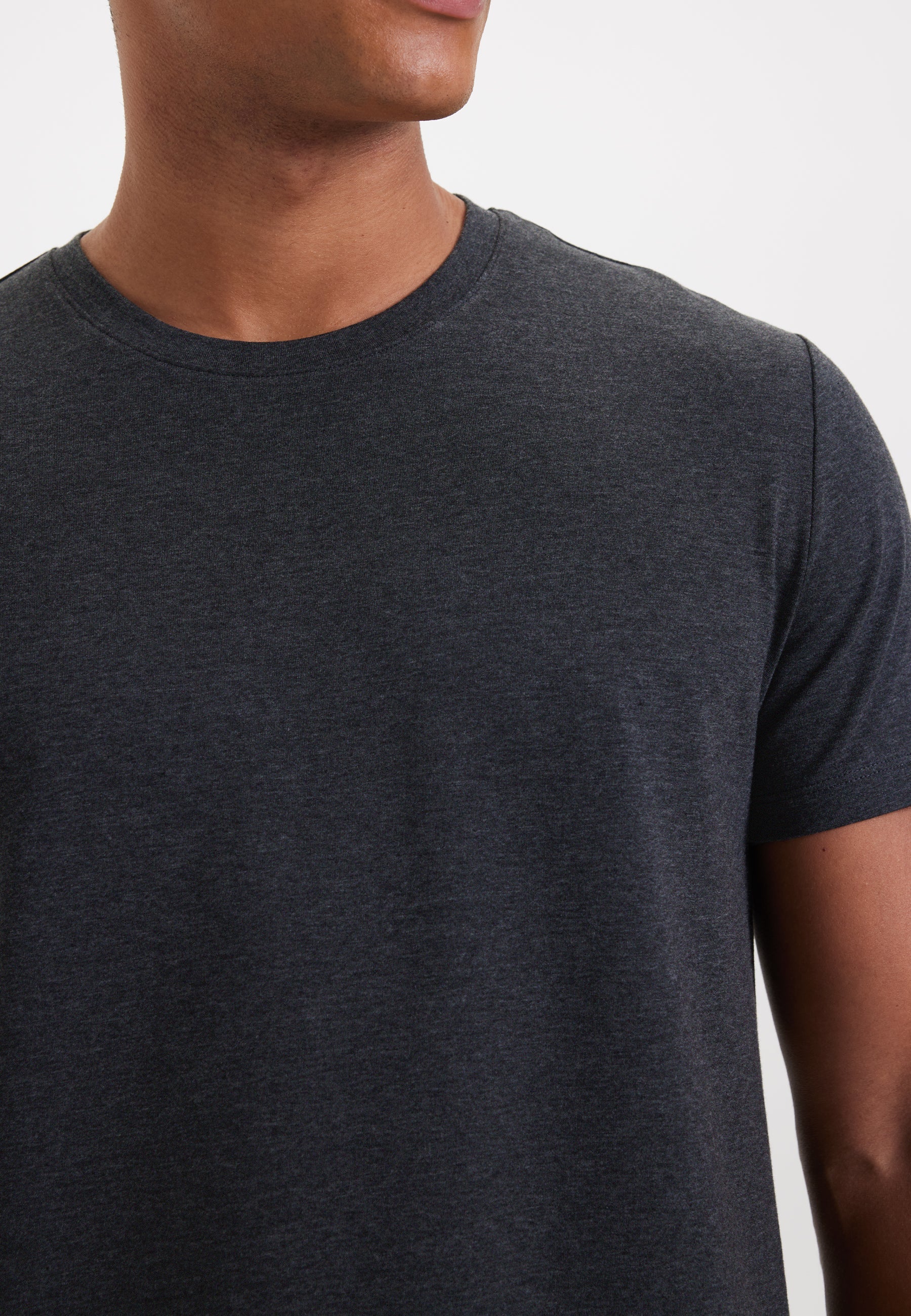 Koyu Gri Melanj Bisiklet Yaka Regular Fit Basic Erkek T-Shirt MERLIN - T-Shirt - Westmark London EU(TR) Store Organik Pamuklu Sürdürülebilir Moda