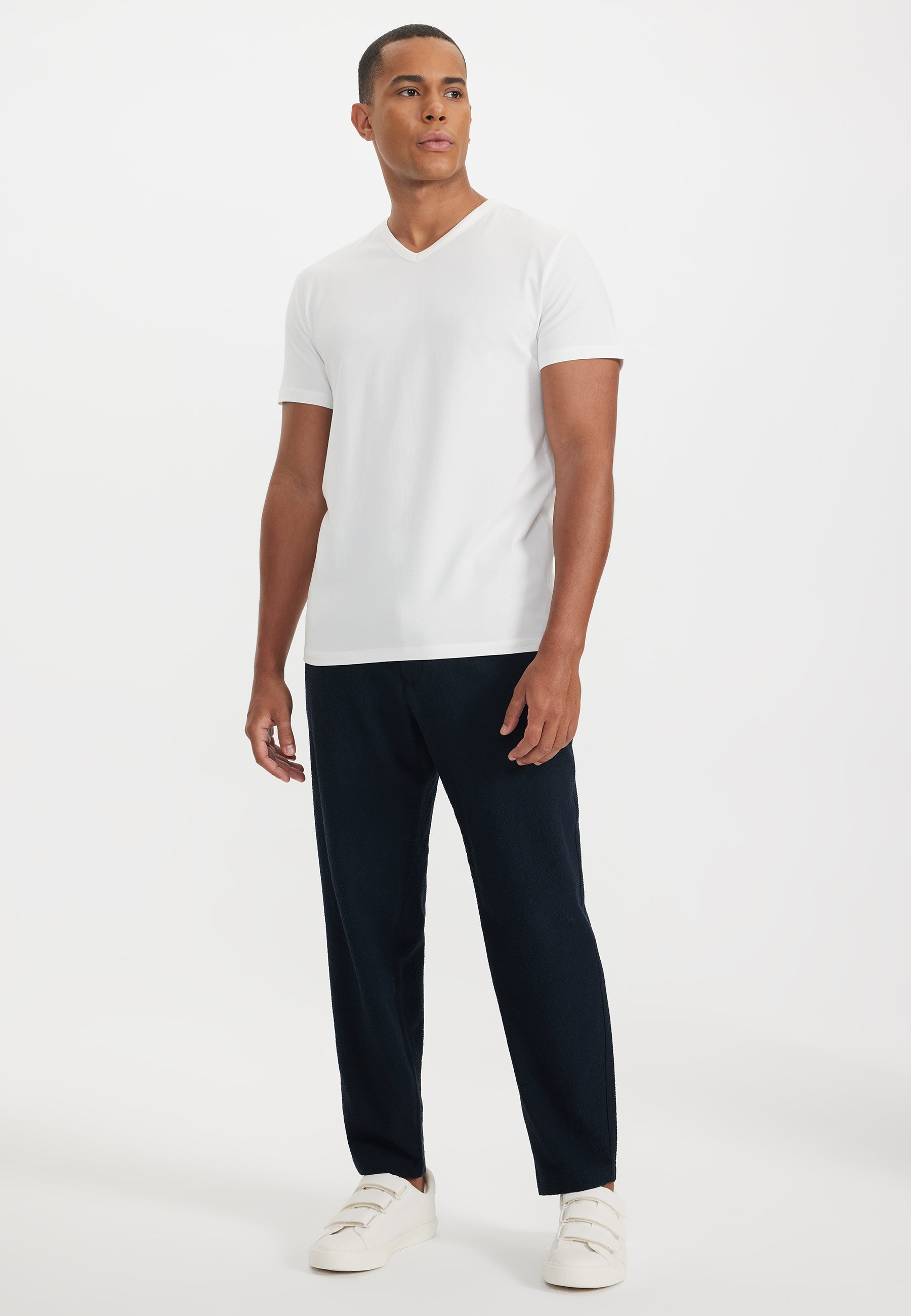 Krem Rengi V-Yaka Regular Fit Pamuk Elastan Karışımlı Basic Erkek T-Shirt THEO - T-Shirt - Westmark London EU(TR) Store Organik Pamuklu Sürdürülebilir Moda