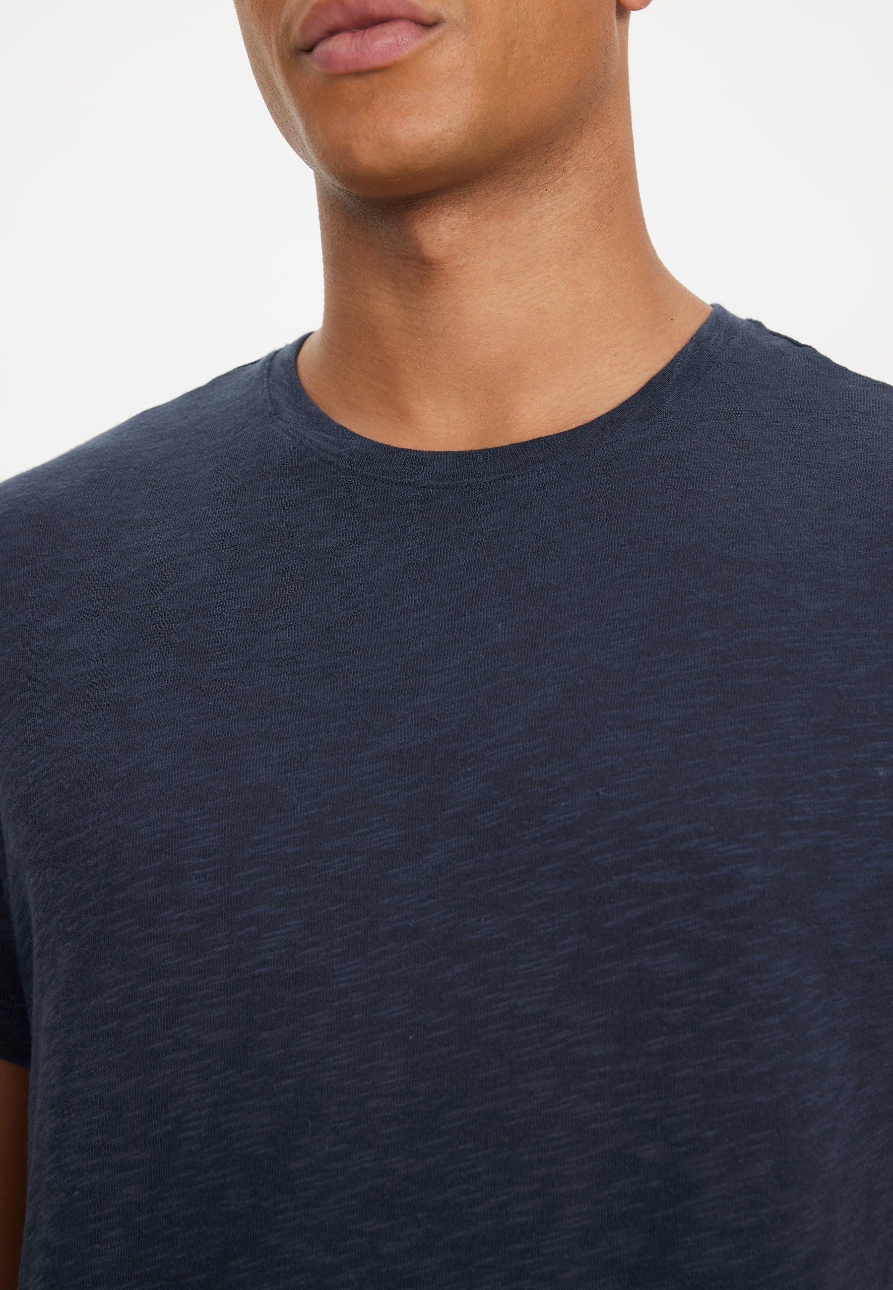 Lacivert Bisiklet Yaka Regular Fit Pamuk Flamlı Süprem Basic Erkek T-Shirt LEO - T-Shirt - Westmark London EU(TR) Store Organik Pamuklu Sürdürülebilir Moda